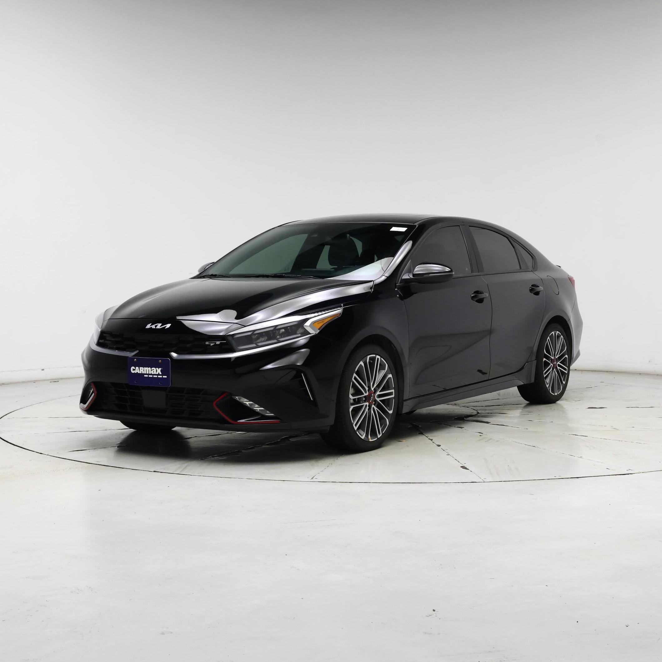 Thumbnail: 2023 Kia Forte - 4