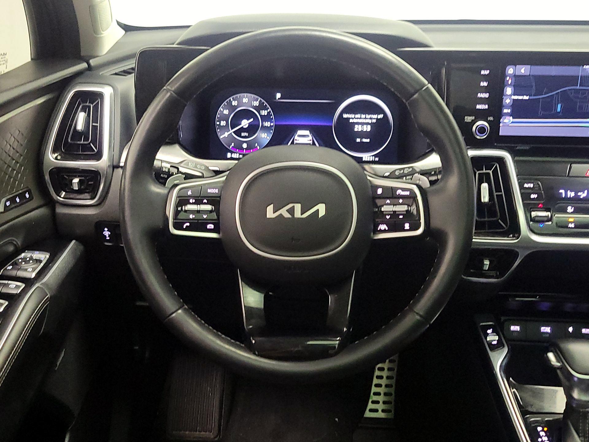 Thumbnail: 2022 Kia Sorento - 10