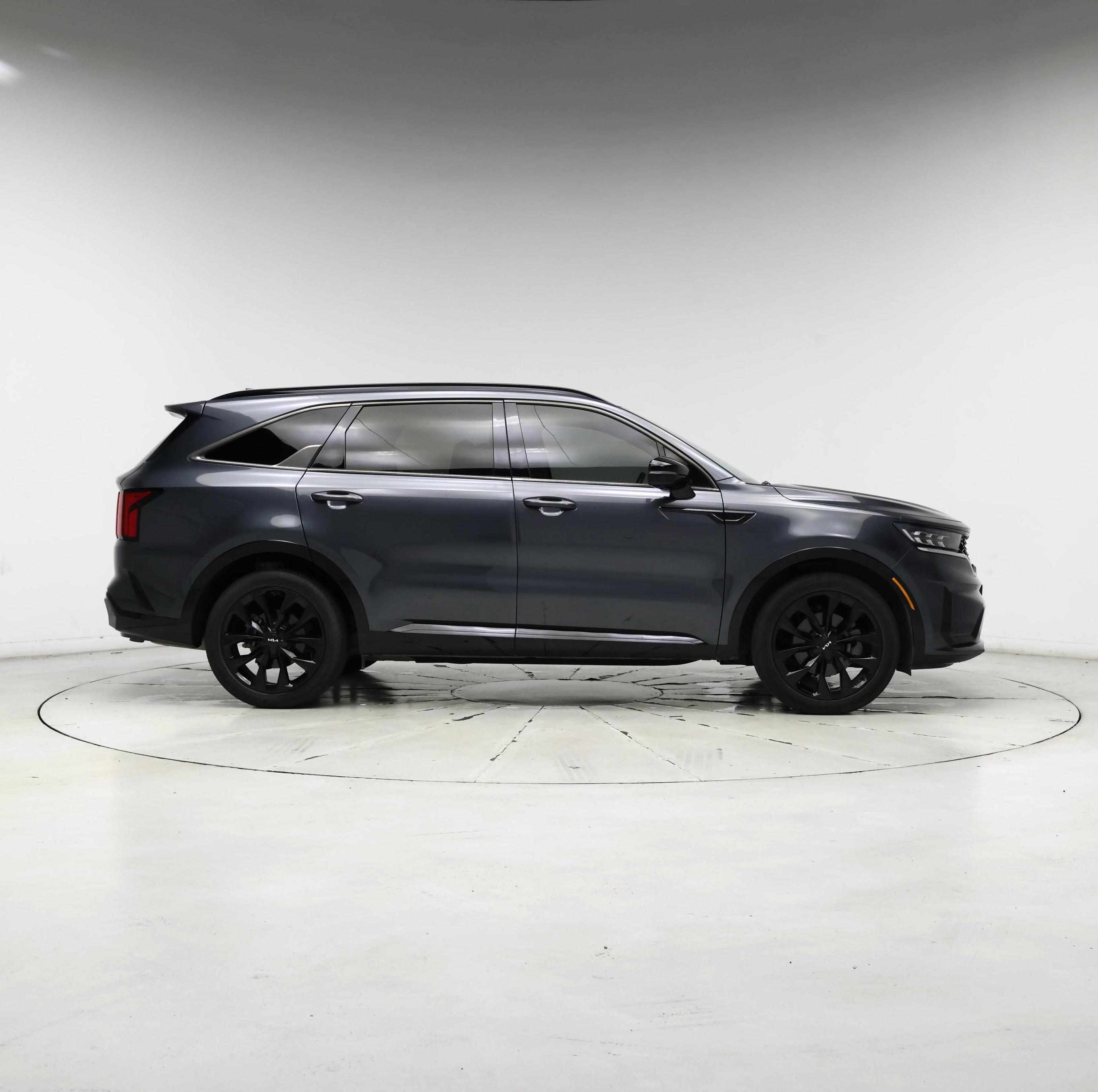 Thumbnail: 2022 Kia Sorento - 7