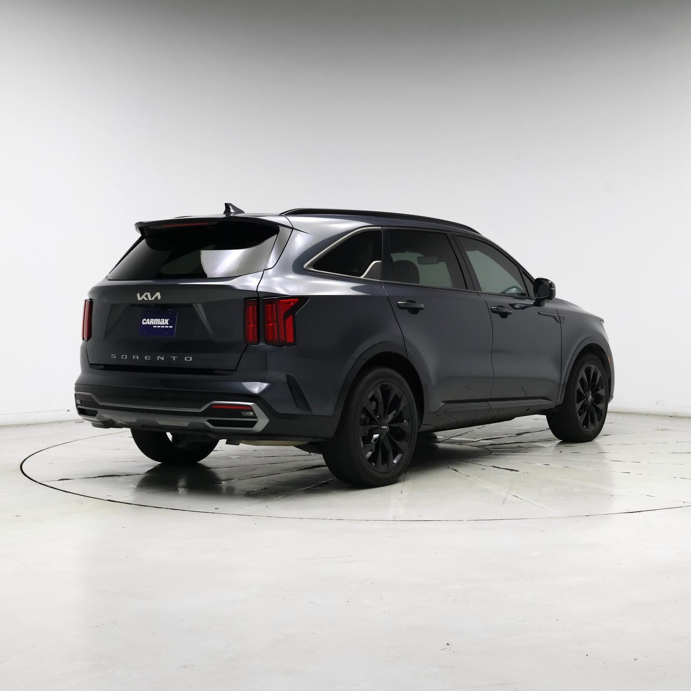 Thumbnail: 2022 Kia Sorento - 8