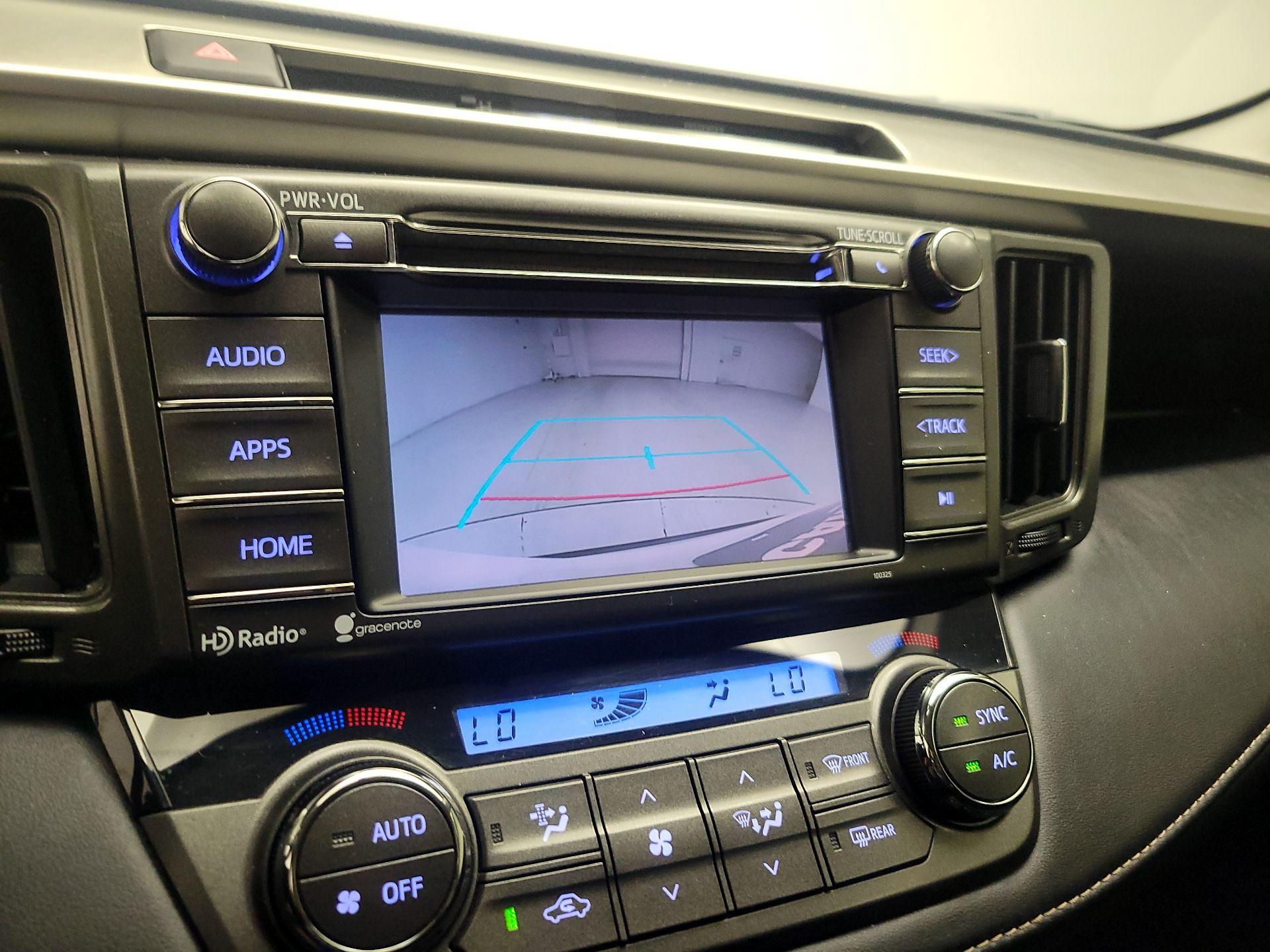 Thumbnail: 2015 Toyota RAV4 - 14