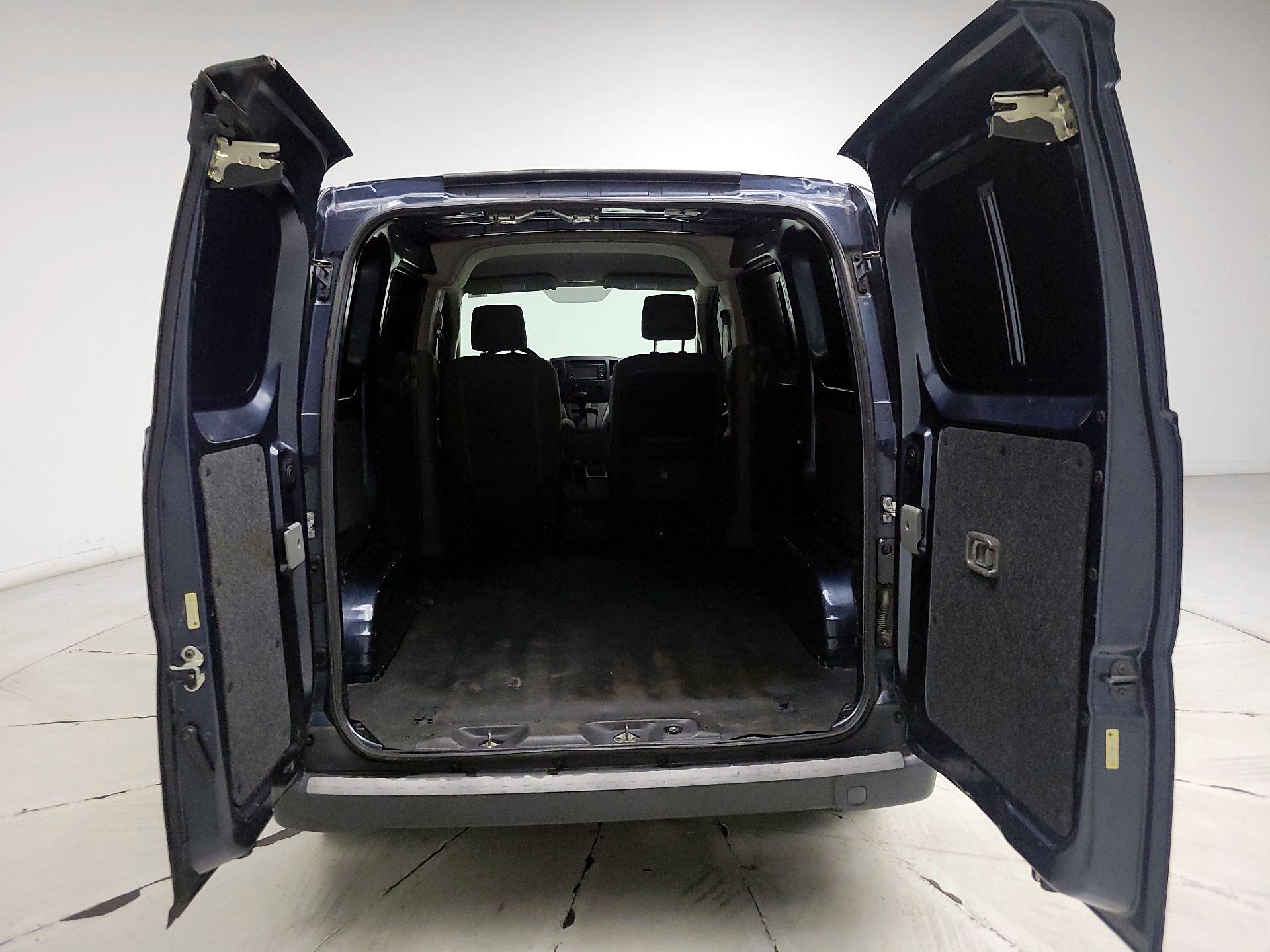 Thumbnail: 2015 Nissan NV200 - 20