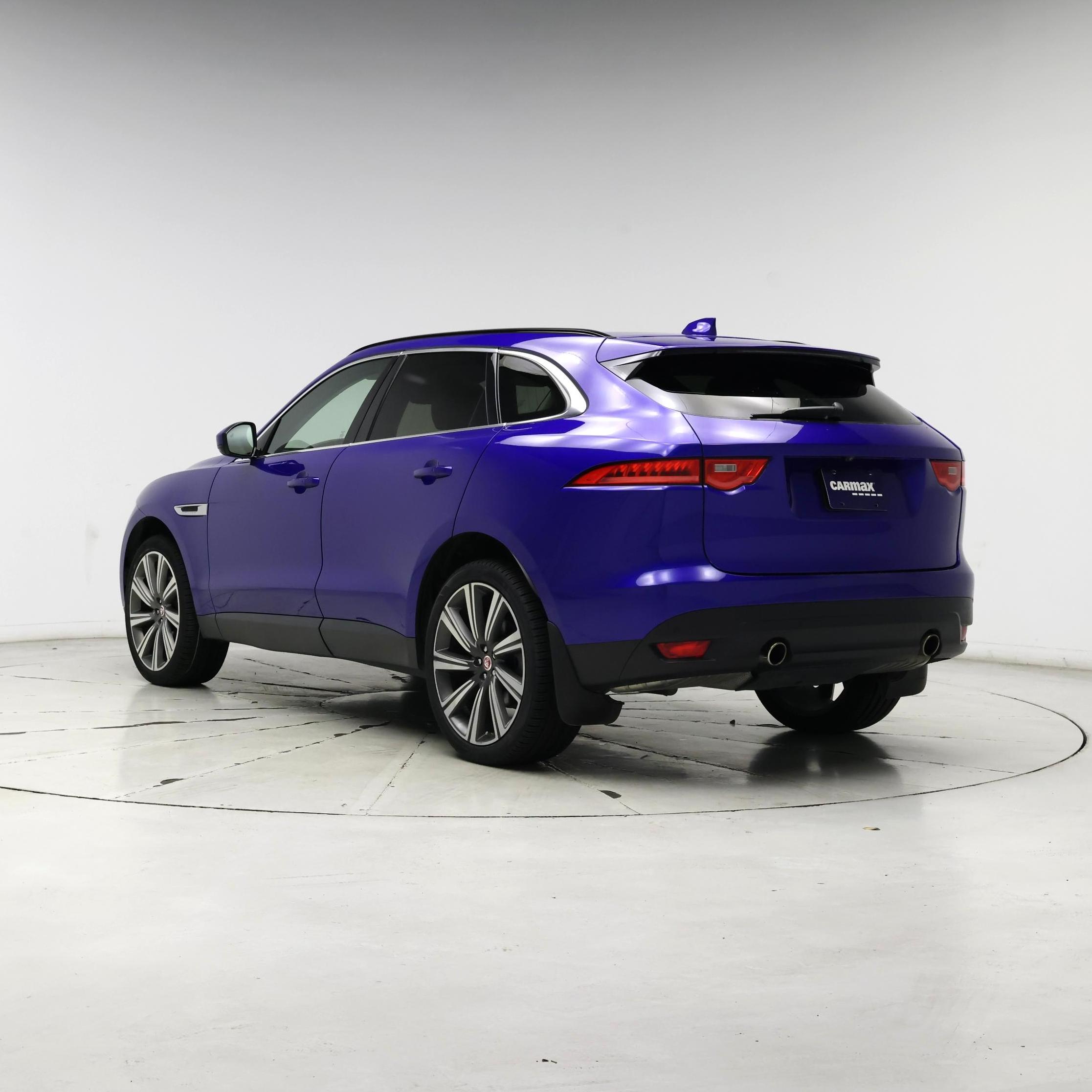 Thumbnail: 2018 Jaguar F-Pace - 2