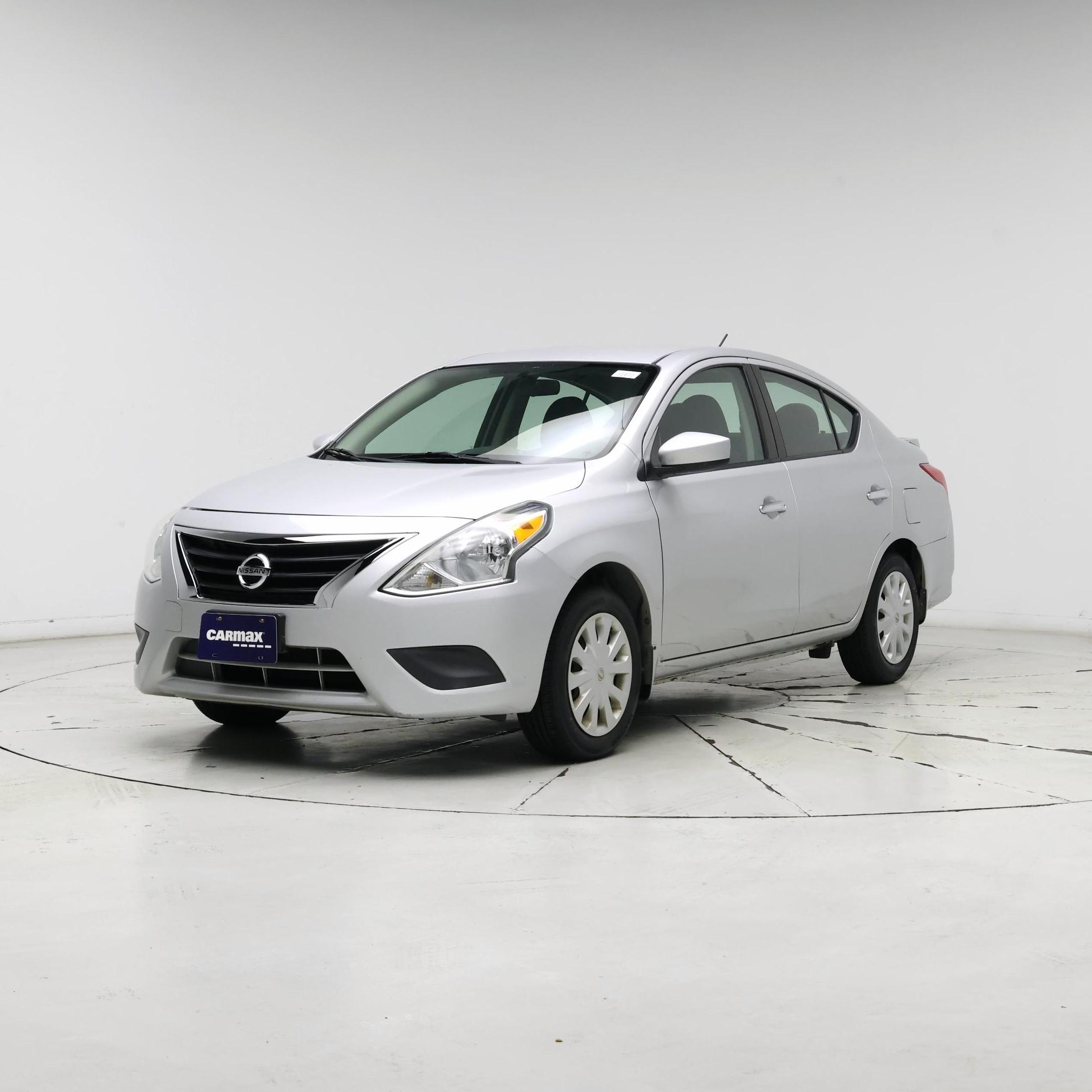 Thumbnail: 2018 Nissan Versa - 4