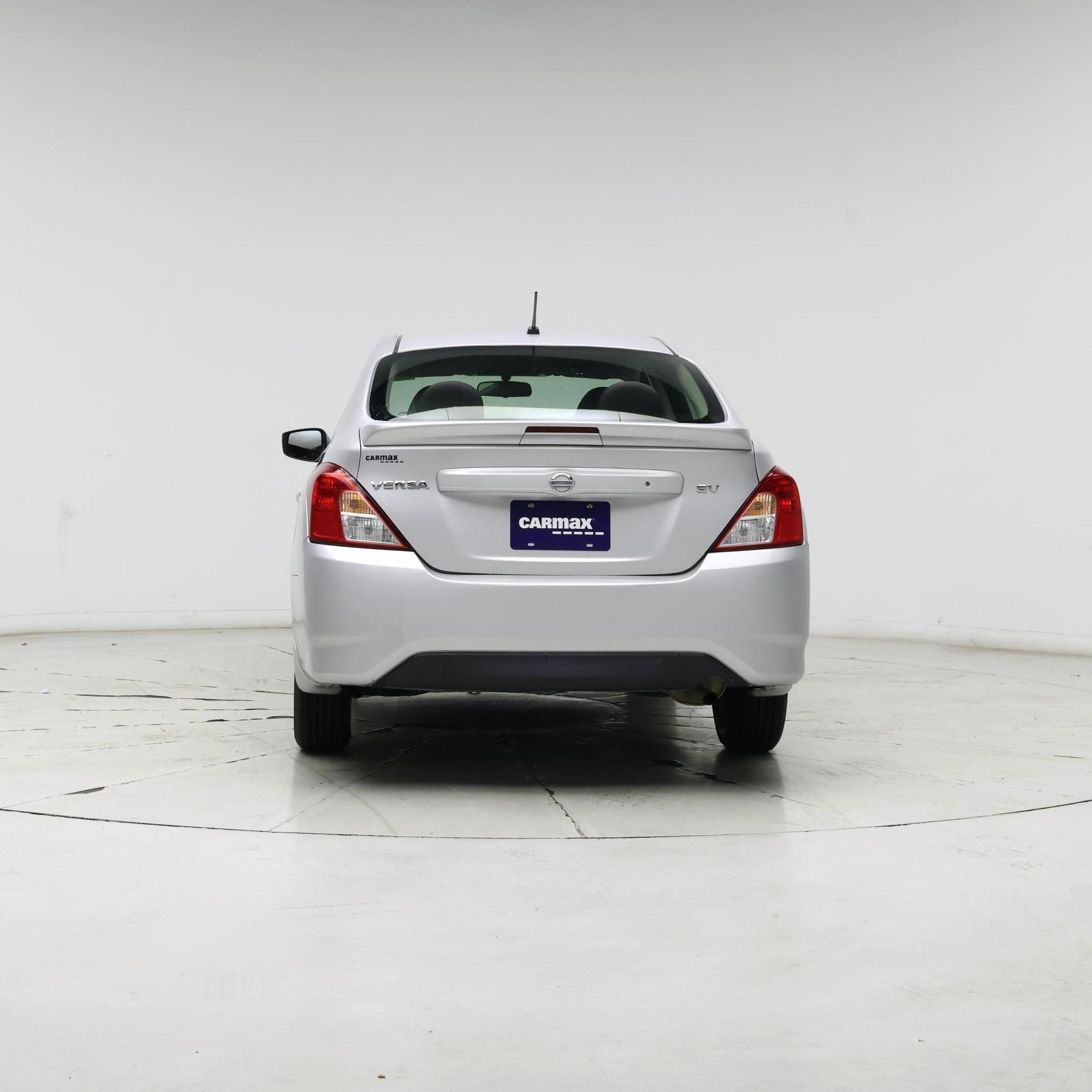 Thumbnail: 2018 Nissan Versa - 6