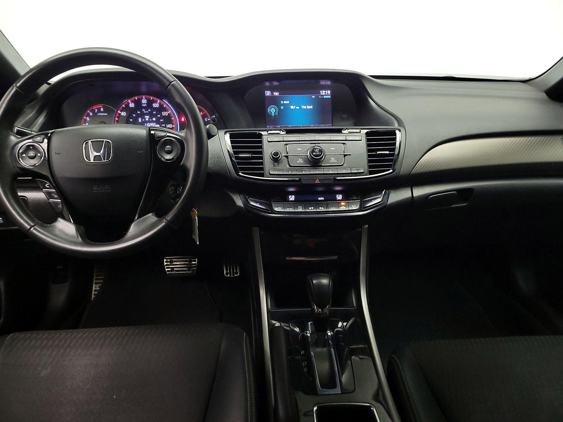 Thumbnail: 2017 Honda Accord - 9