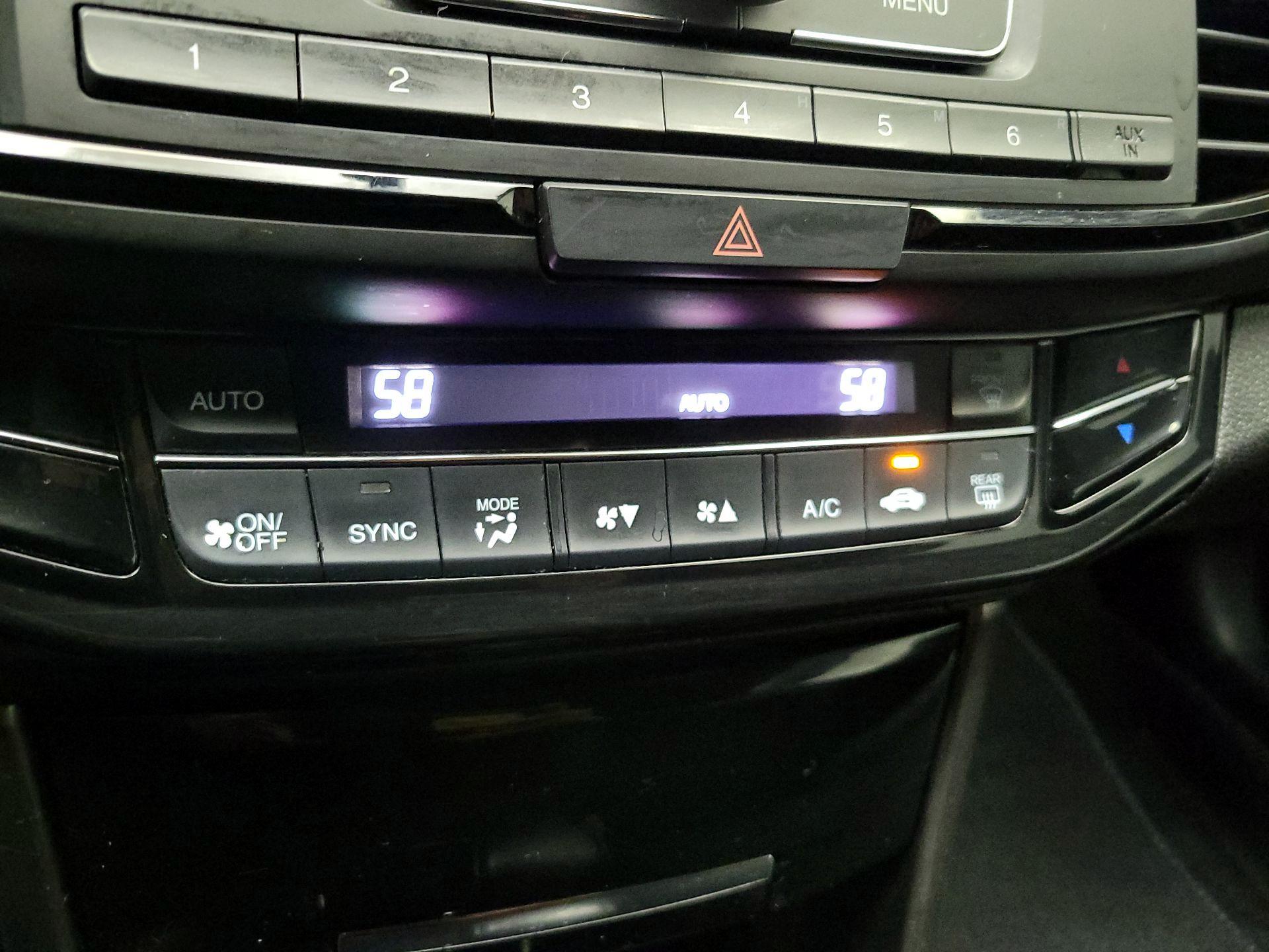 Thumbnail: 2017 Honda Accord - 16