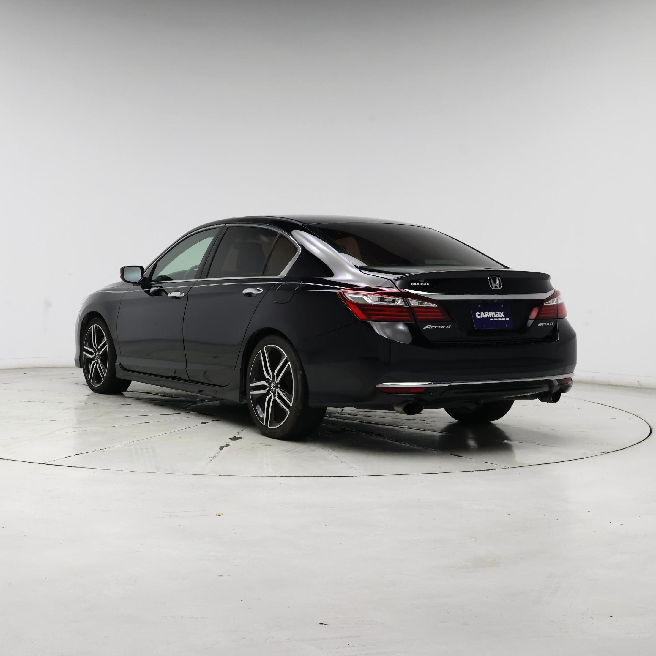 Thumbnail: 2017 Honda Accord - 2