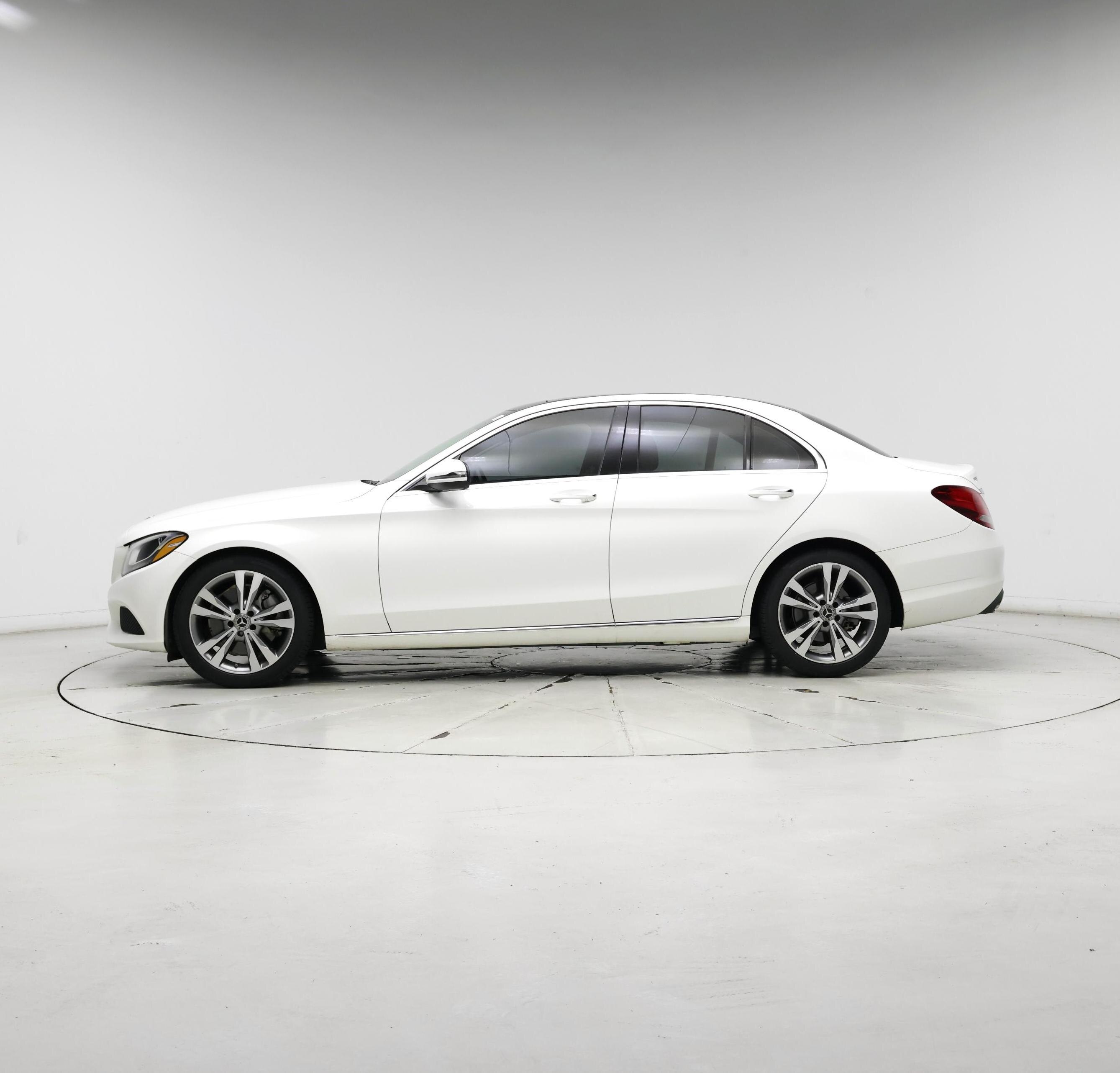 Thumbnail: 2018 Mercedes-Benz C-Class - 3