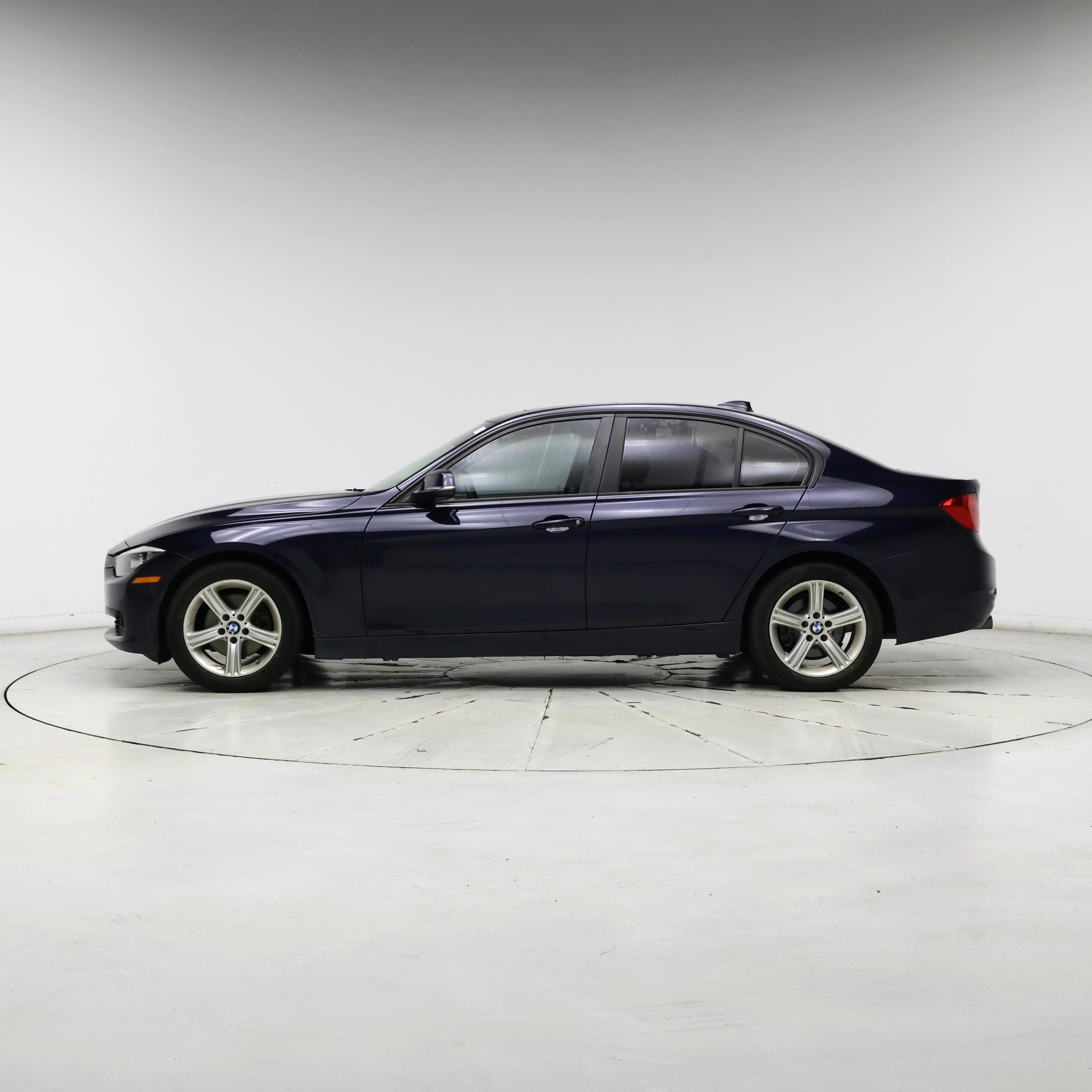 Thumbnail: 2014 BMW 3 Series - 3