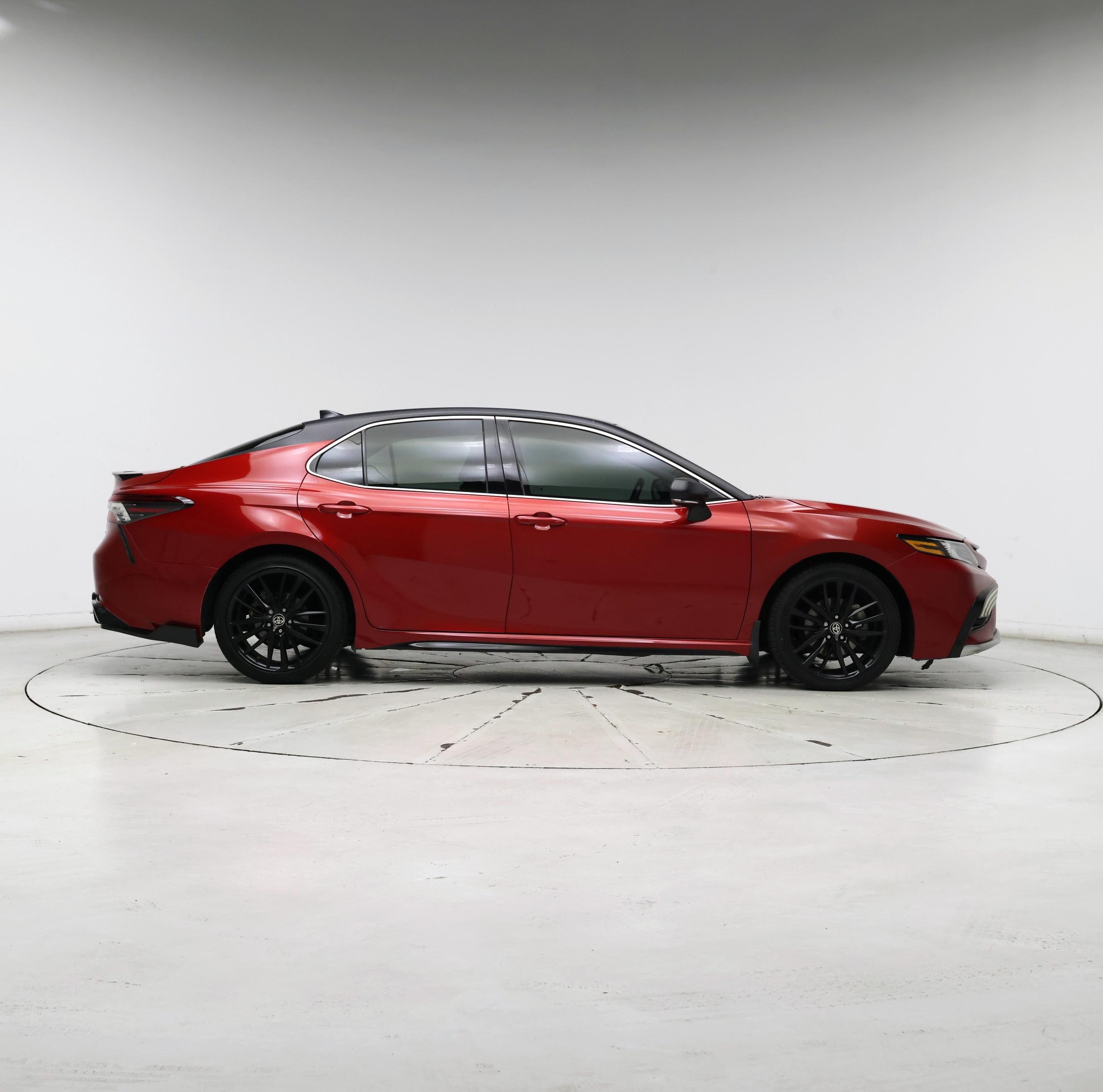 Thumbnail: 2021 Toyota Camry - 7