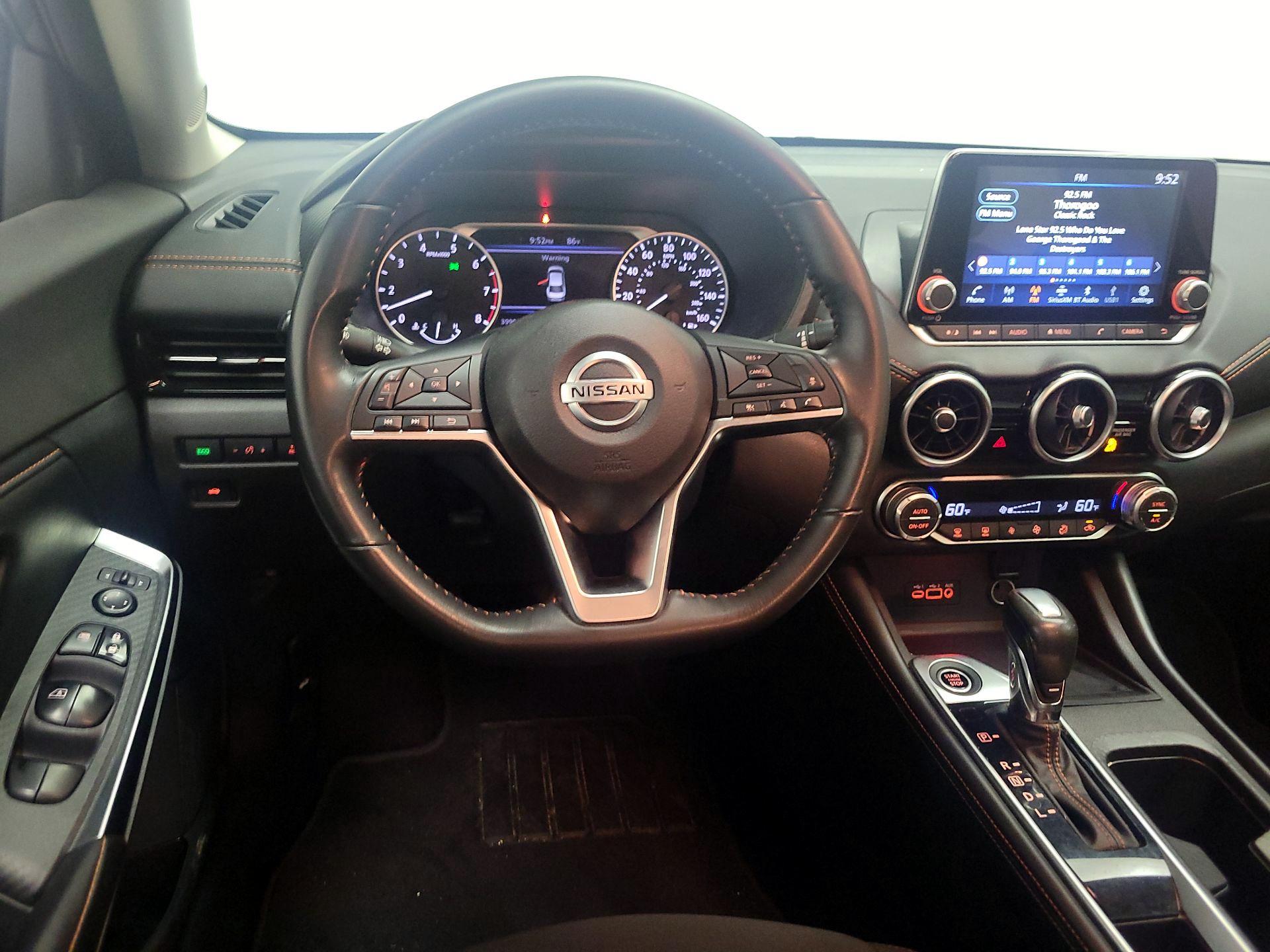 Thumbnail: 2022 Nissan Sentra - 10