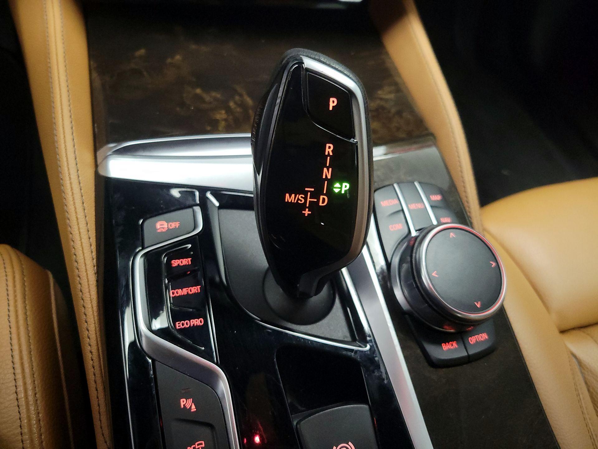 Thumbnail: 2017 BMW 5 Series - 18