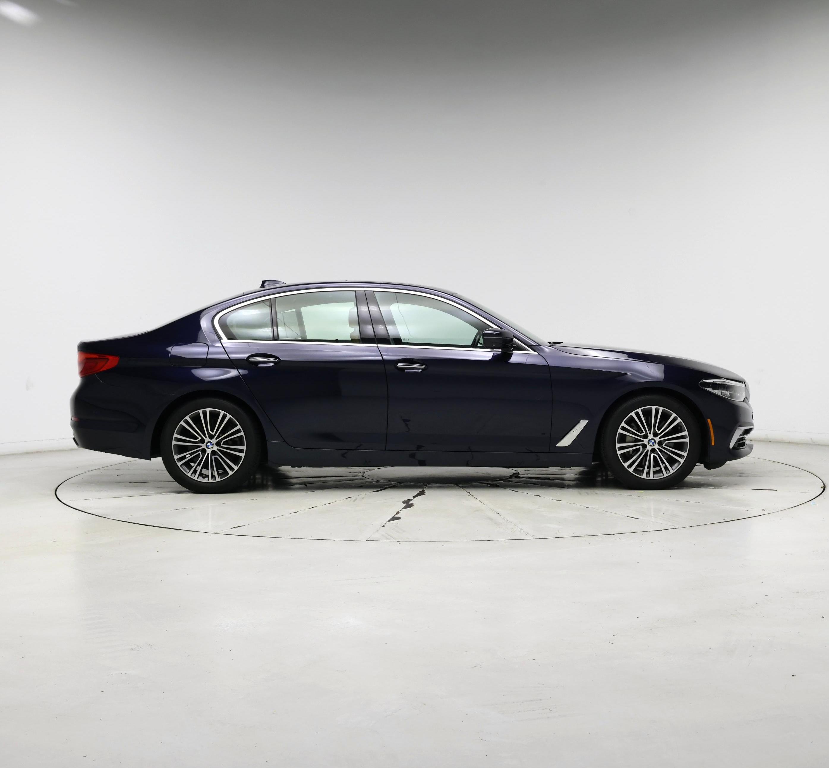 Thumbnail: 2017 BMW 5 Series - 7