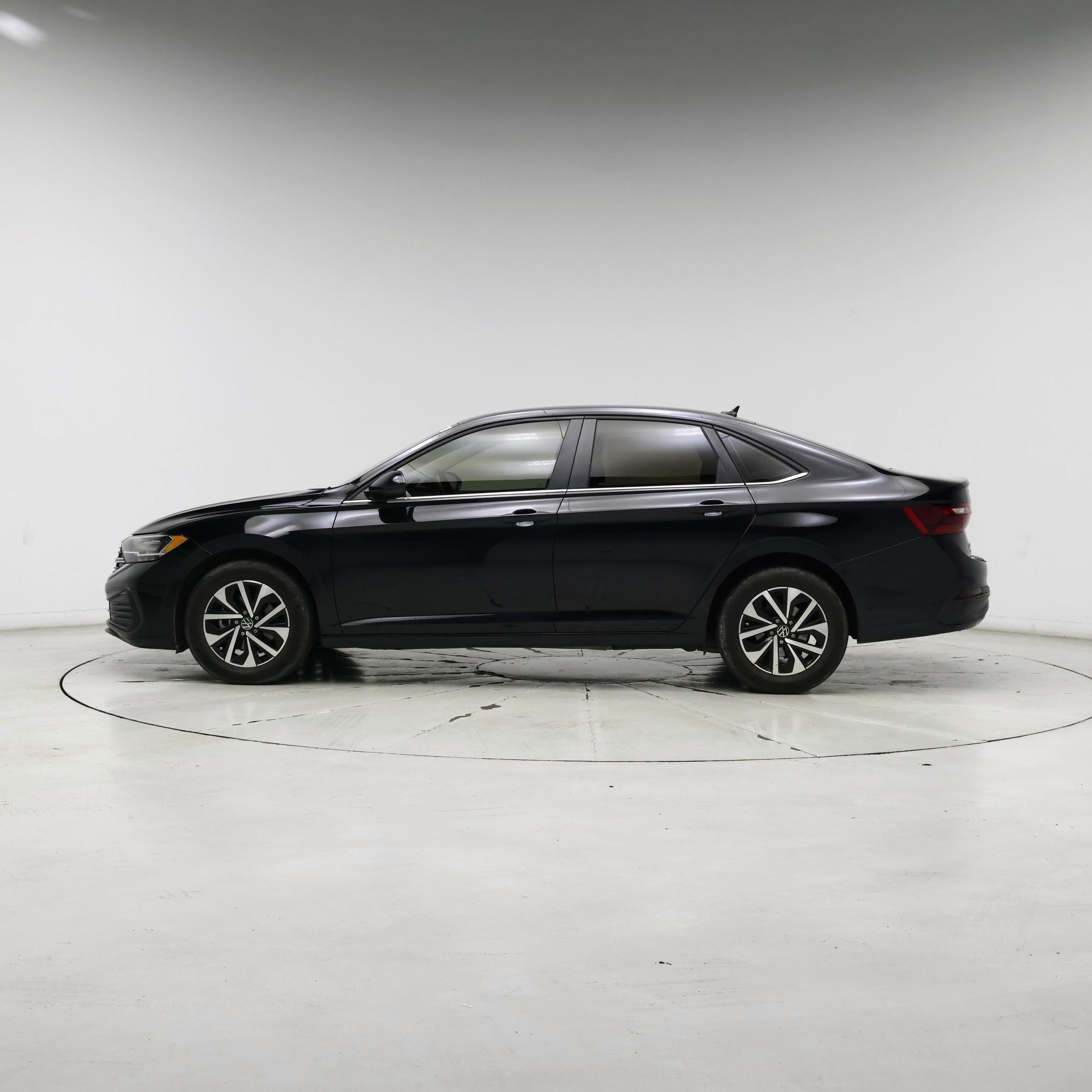 Thumbnail: 2024 Volkswagen Jetta - 3