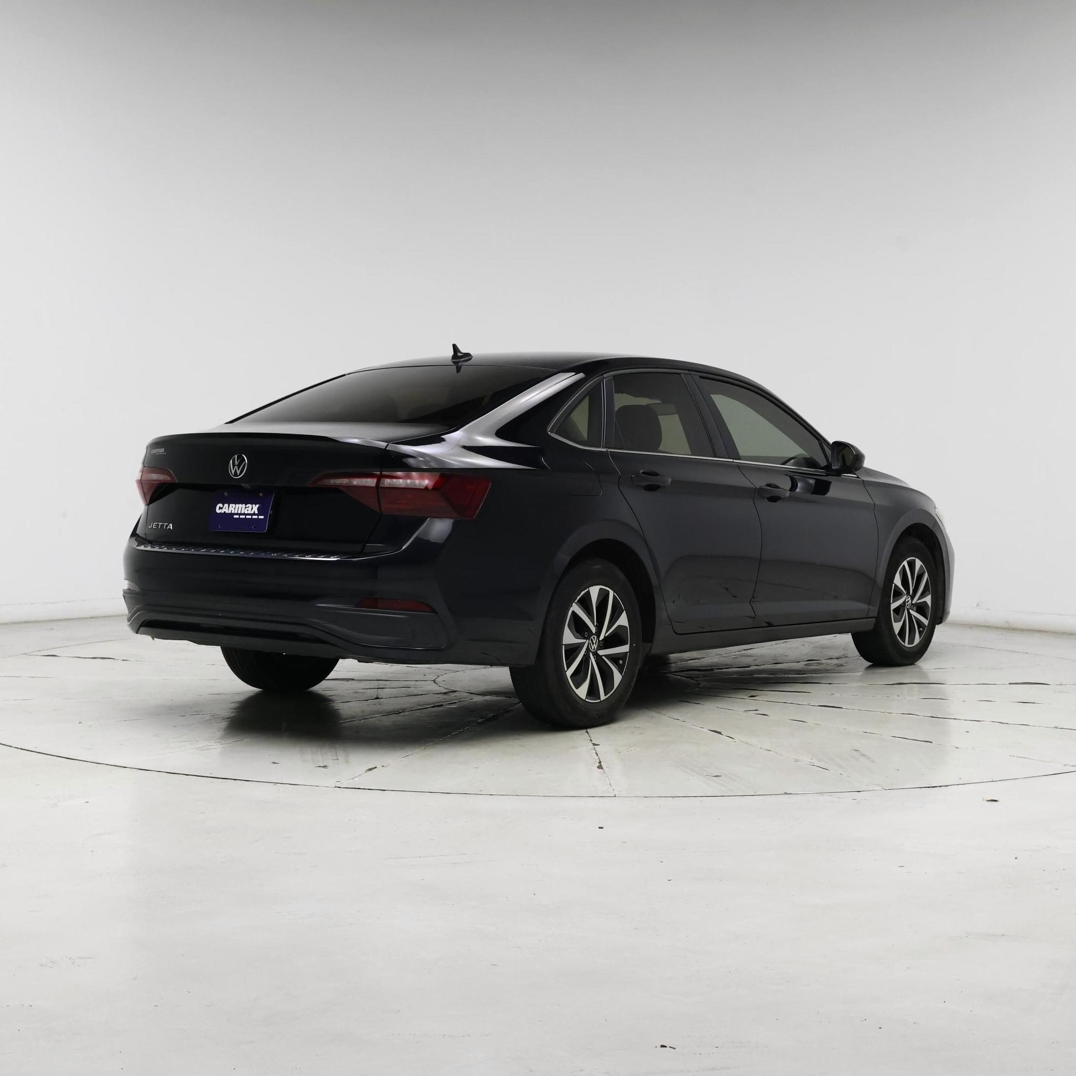 Thumbnail: 2024 Volkswagen Jetta - 8