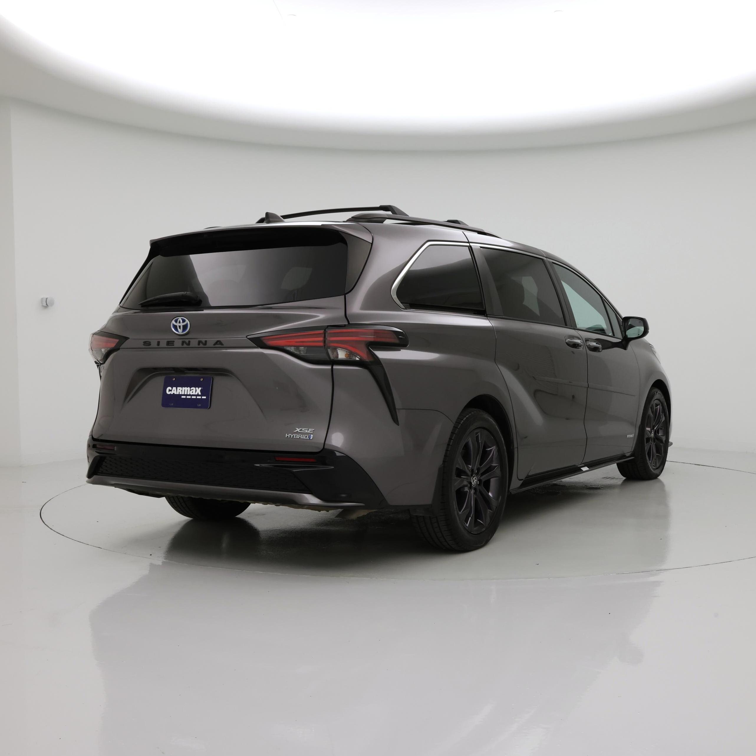 Thumbnail: 2021 Toyota Sienna - 8