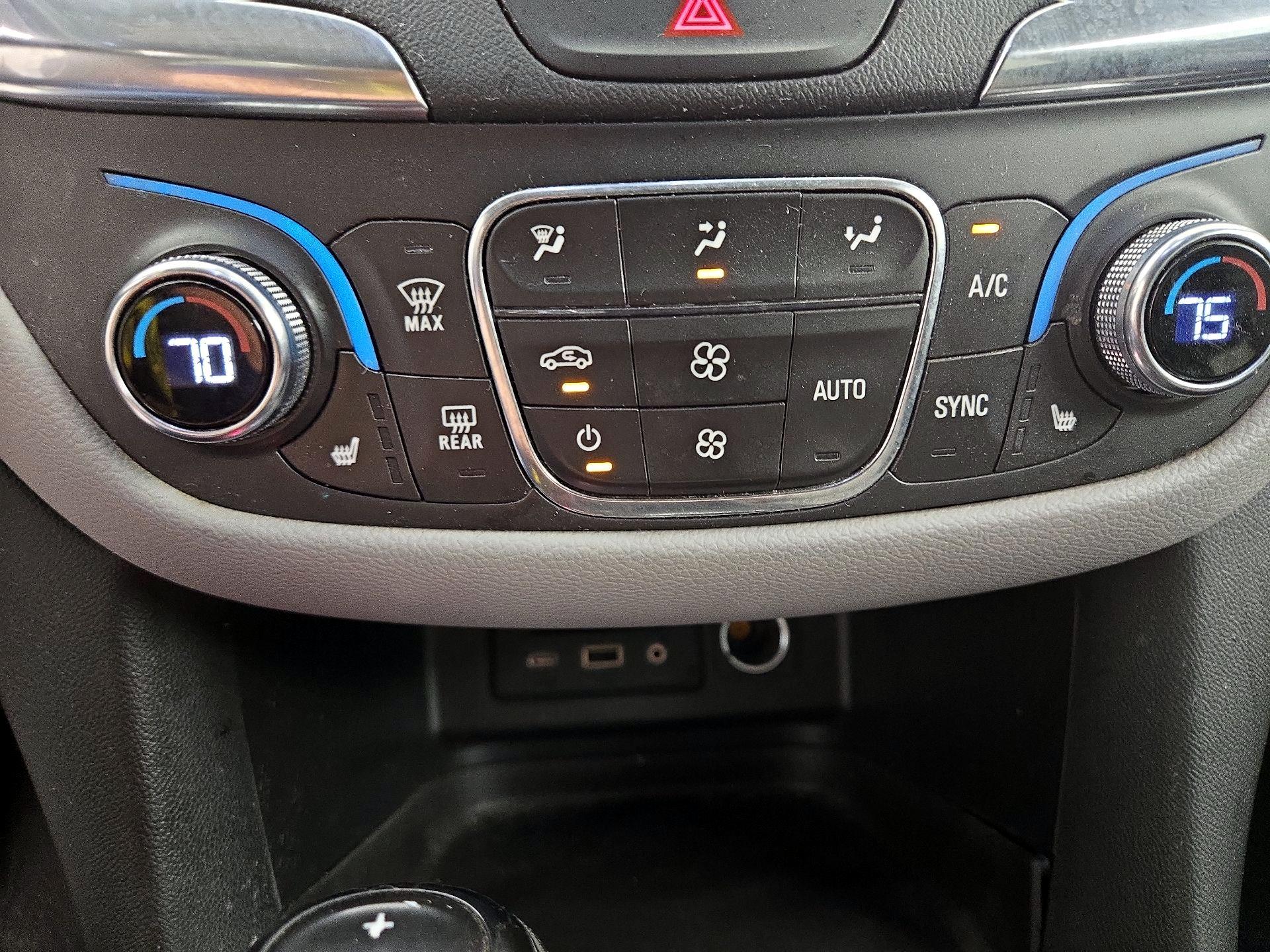 Thumbnail: 2021 Chevrolet Equinox - 16