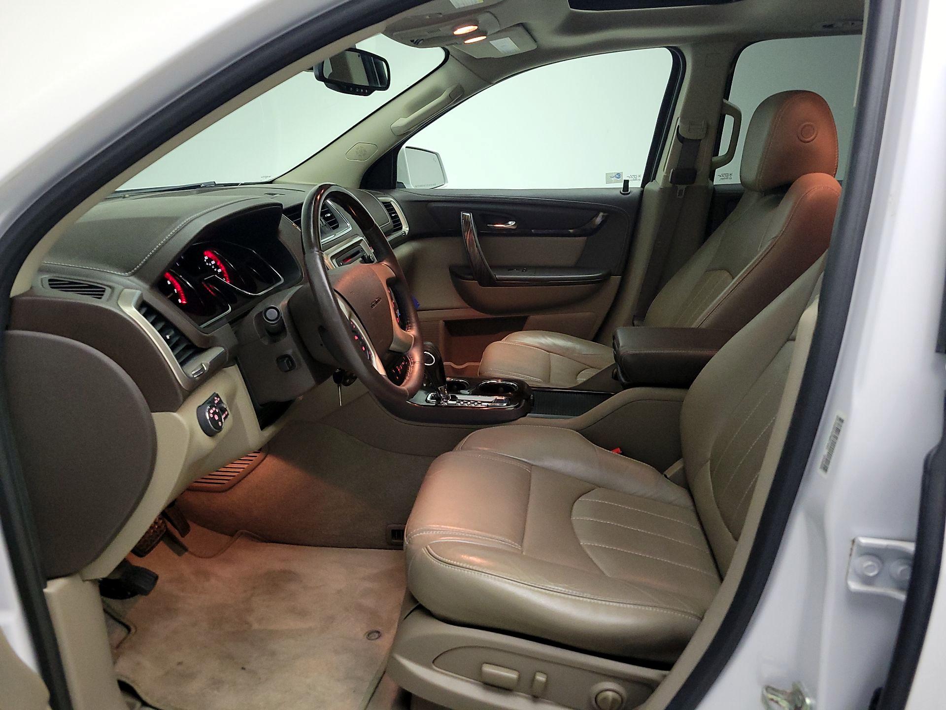 Thumbnail: 2016 GMC Acadia - 11