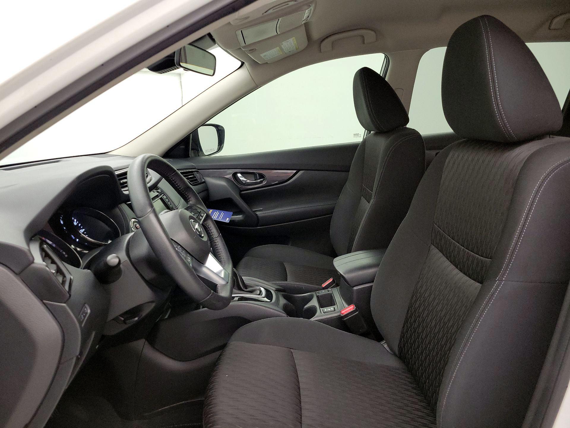 Thumbnail: 2020 Nissan Rogue - 11
