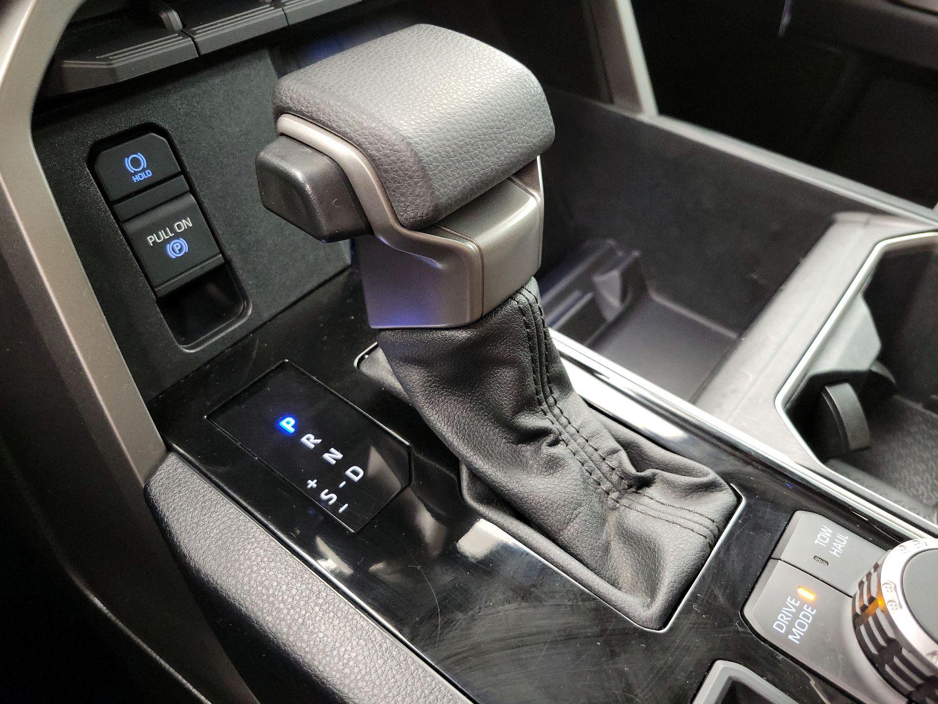 Thumbnail: 2023 Toyota Tundra - 17