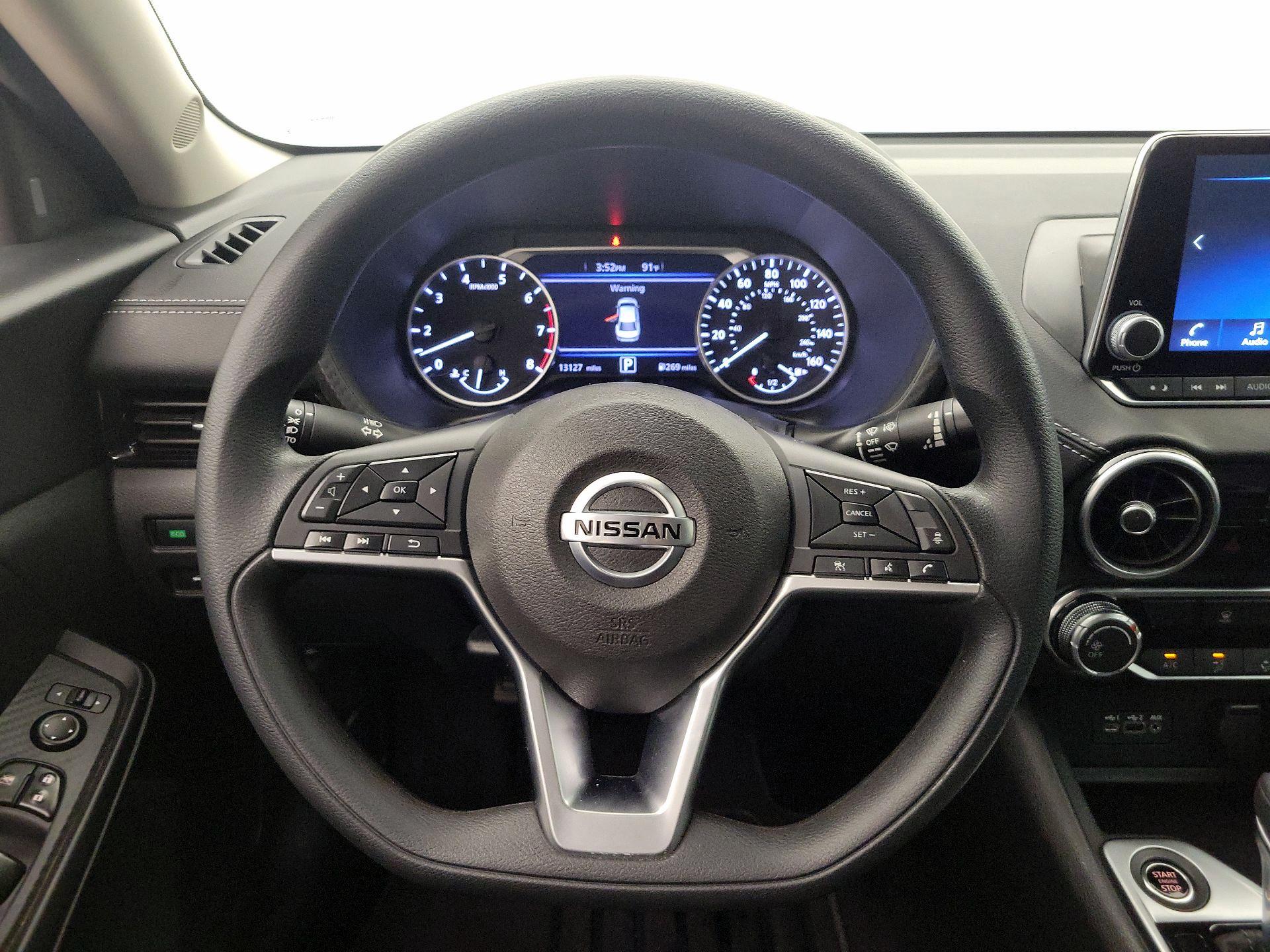Thumbnail: 2023 Nissan Sentra - 10