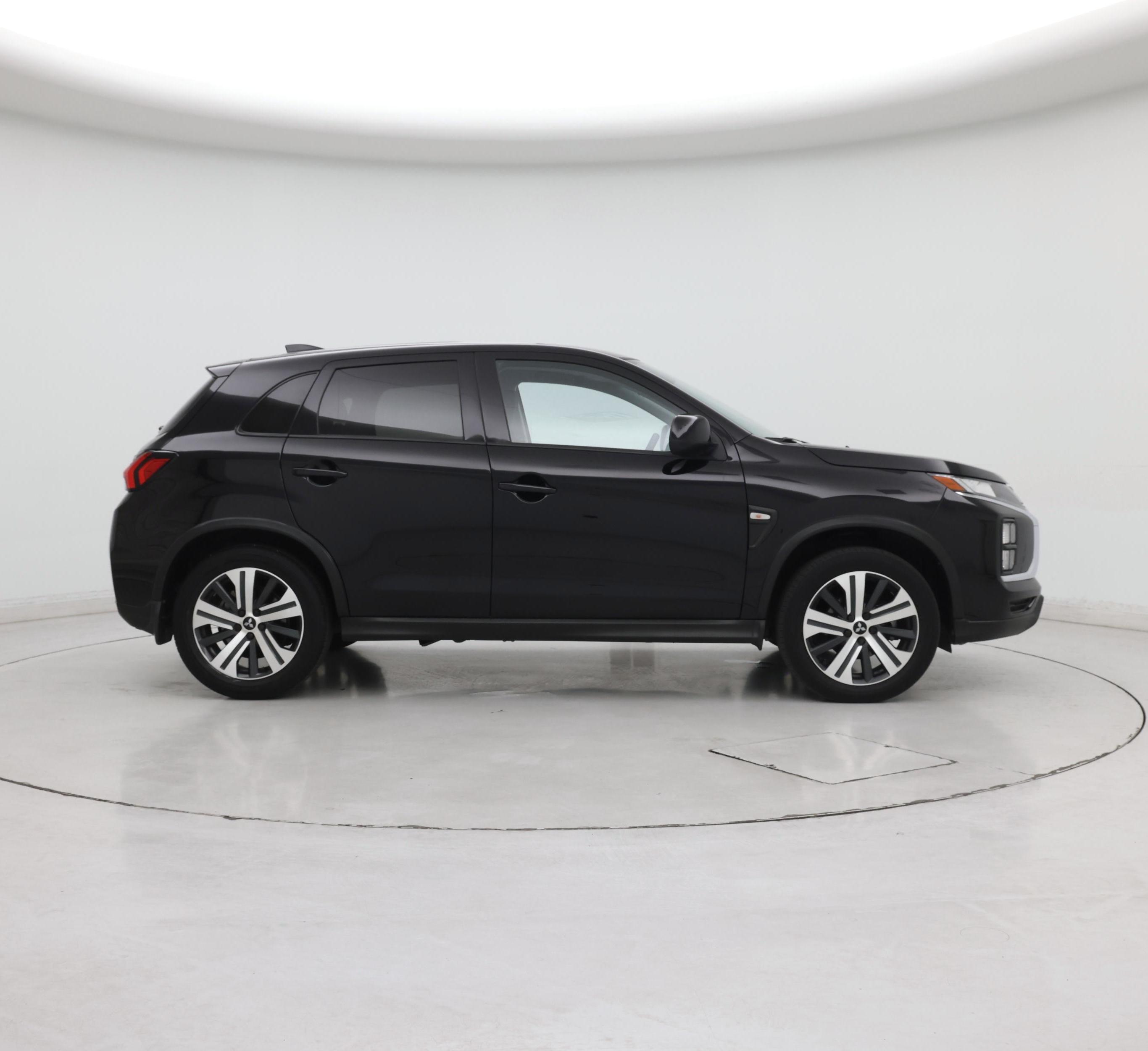 Thumbnail: 2022 Mitsubishi Outlander Sport - 7
