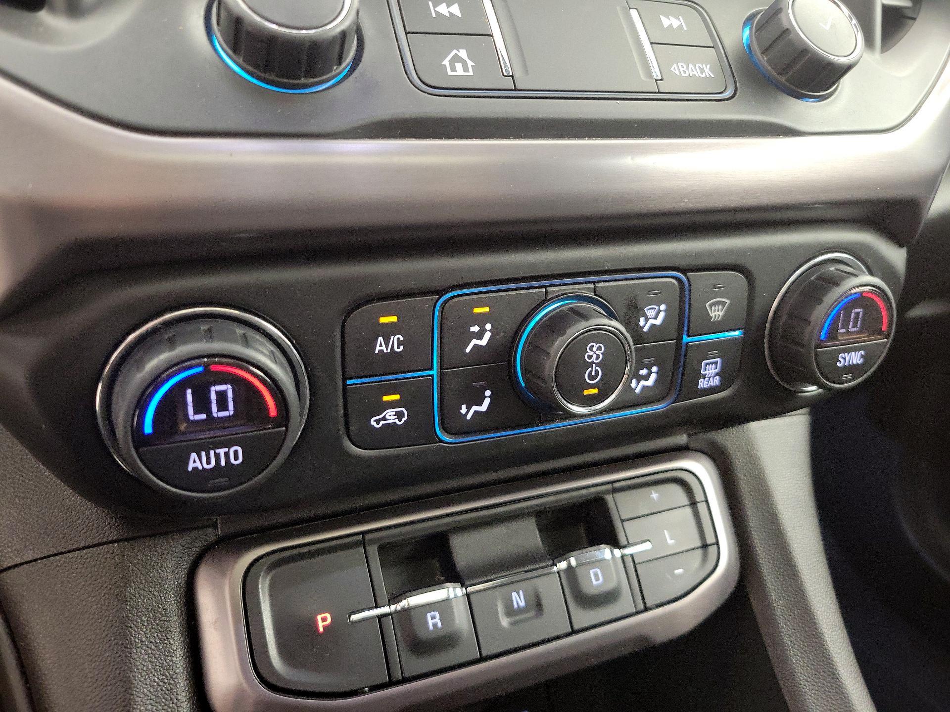 Thumbnail: 2021 GMC Acadia - 17