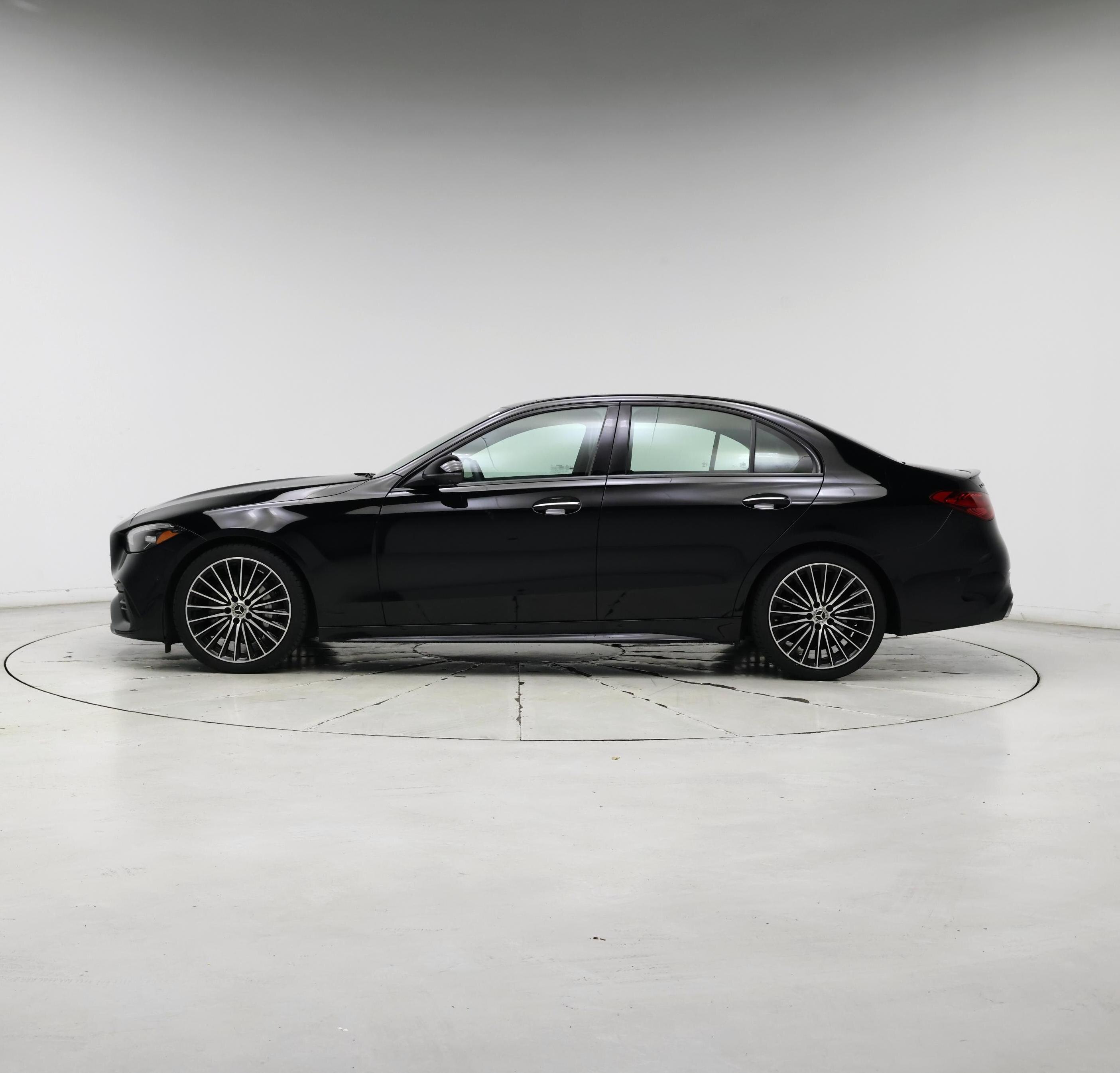 Thumbnail: 2023 Mercedes-Benz C-Class - 3