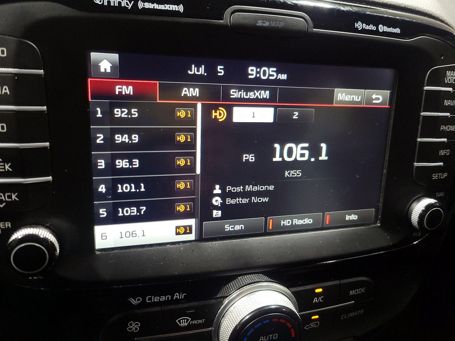 Thumbnail: 2016 Kia Soul - 16