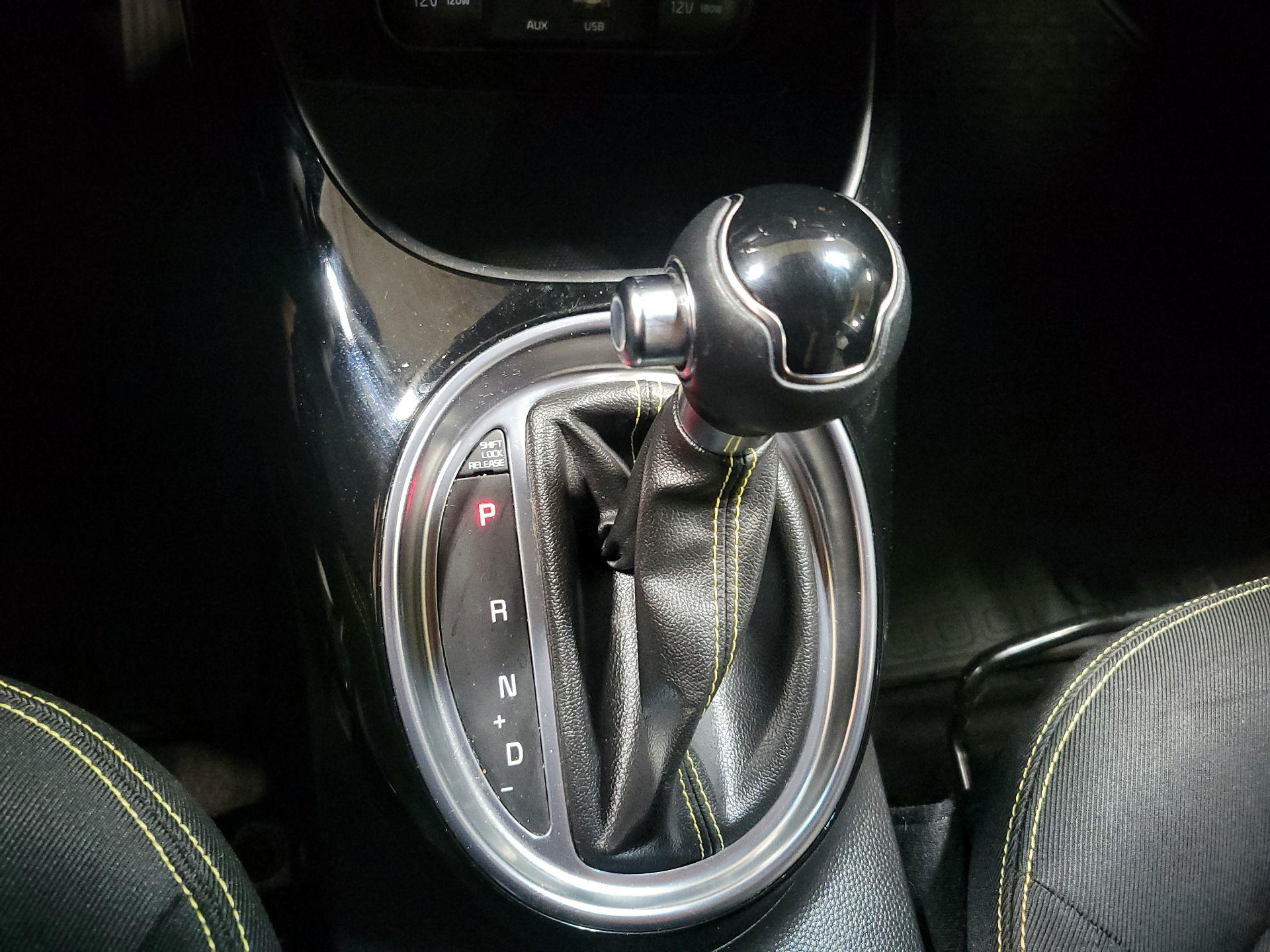 Thumbnail: 2016 Kia Soul - 18