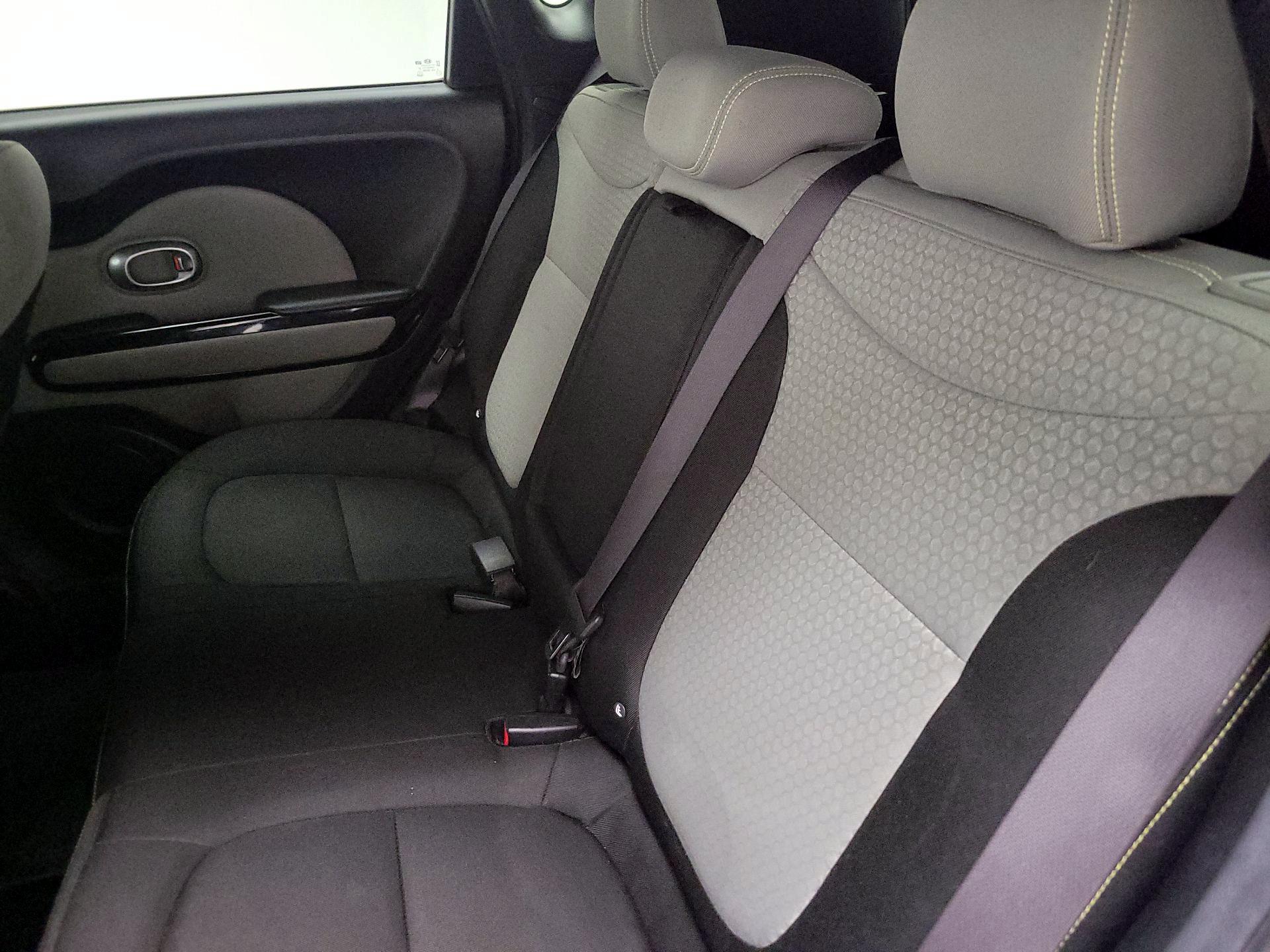 Thumbnail: 2016 Kia Soul - 20