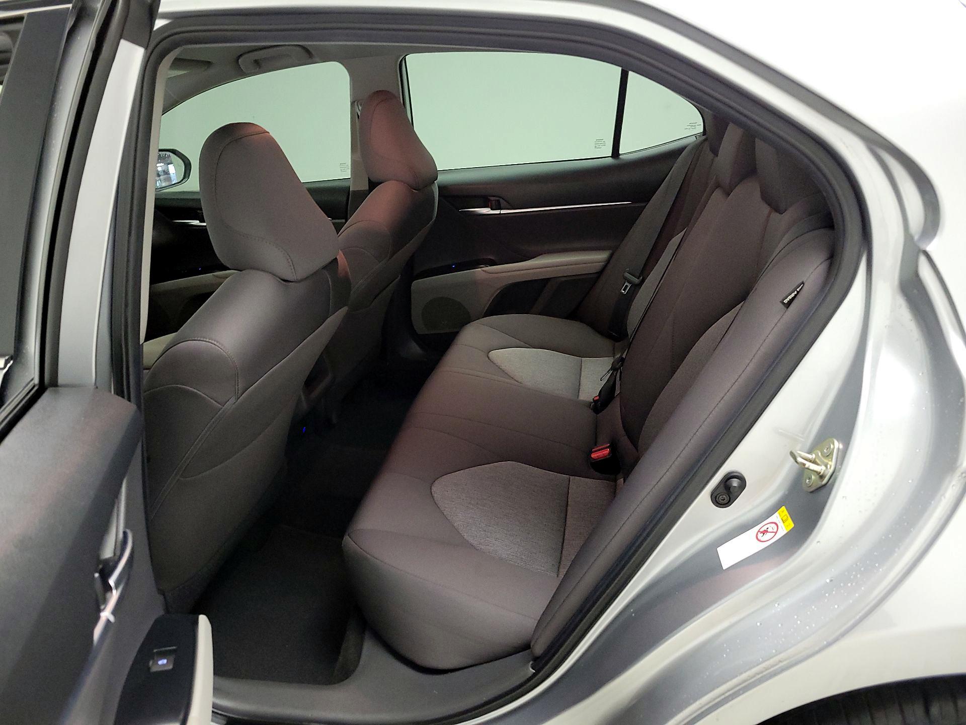 Thumbnail: 2019 Toyota Camry - 19