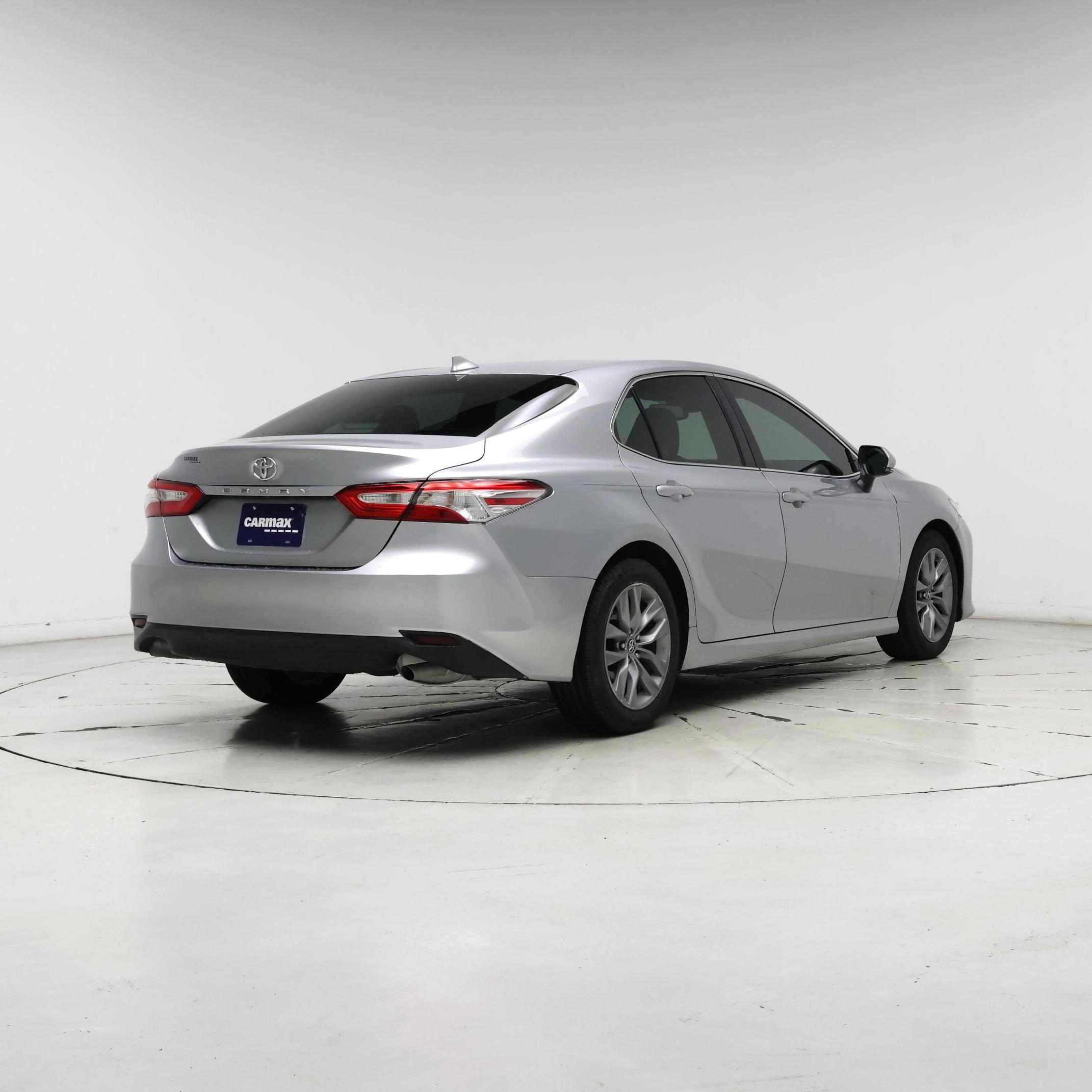 Thumbnail: 2019 Toyota Camry - 8