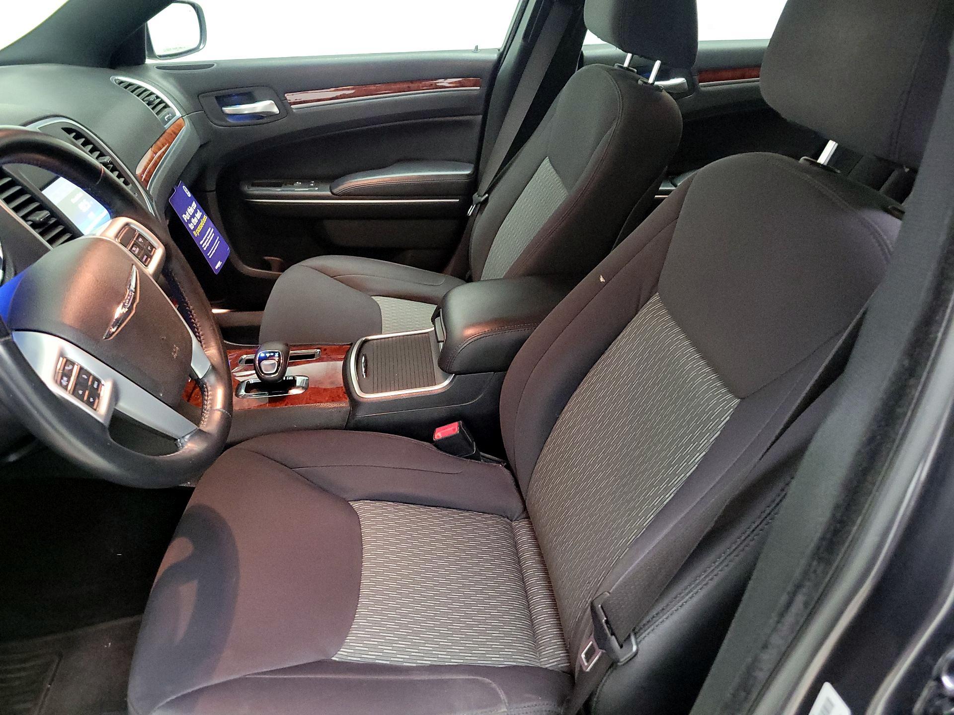 Thumbnail: 2014 Chrysler 300 - 11