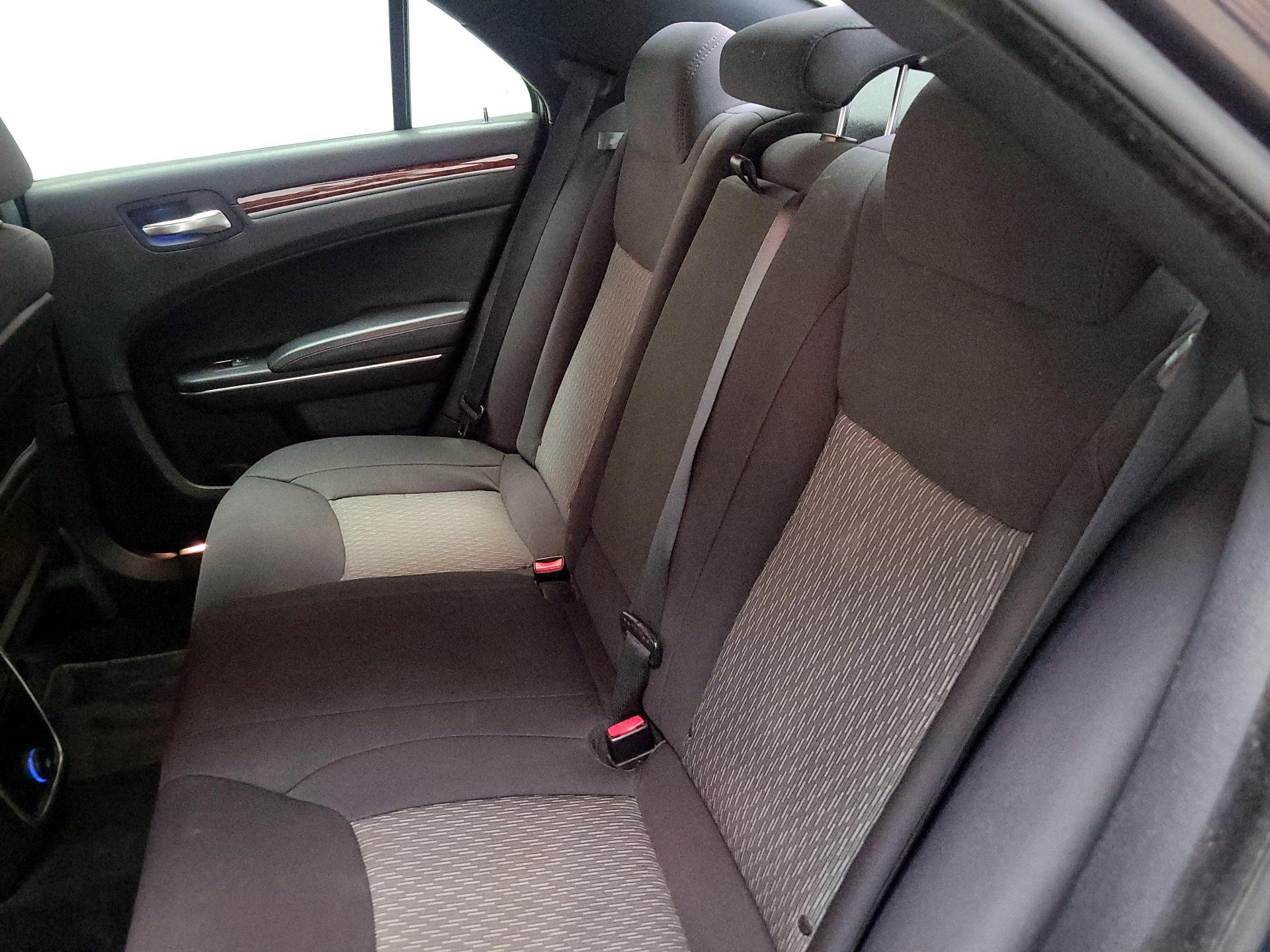 Thumbnail: 2014 Chrysler 300 - 20