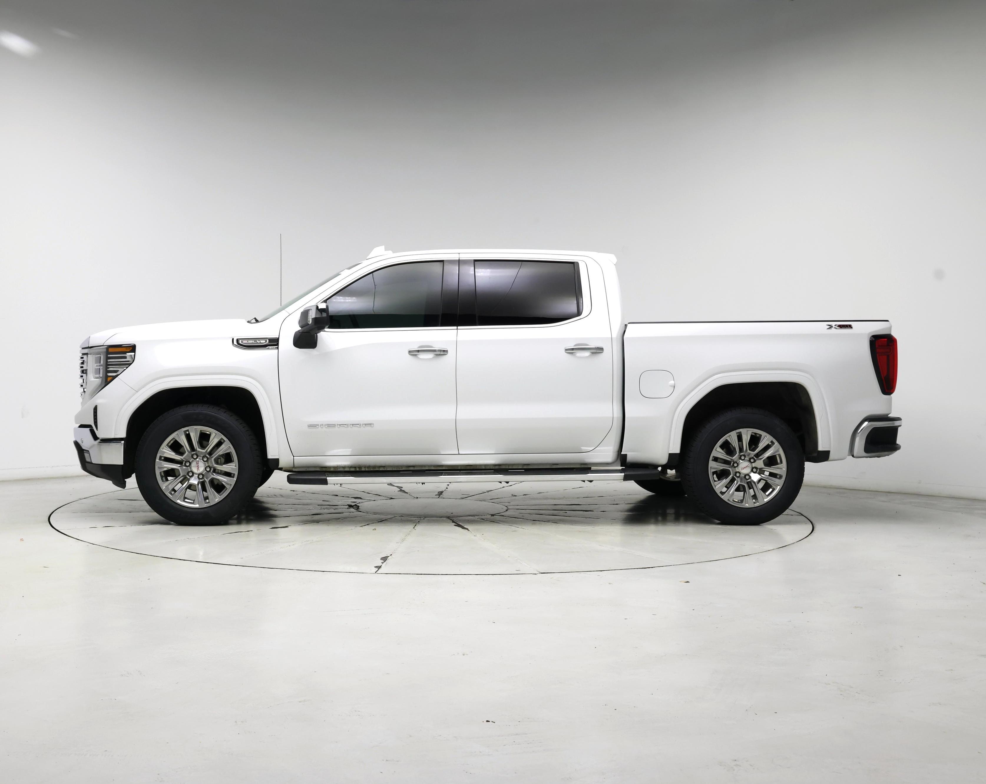 Thumbnail: 2024 GMC Sierra 1500 - 3