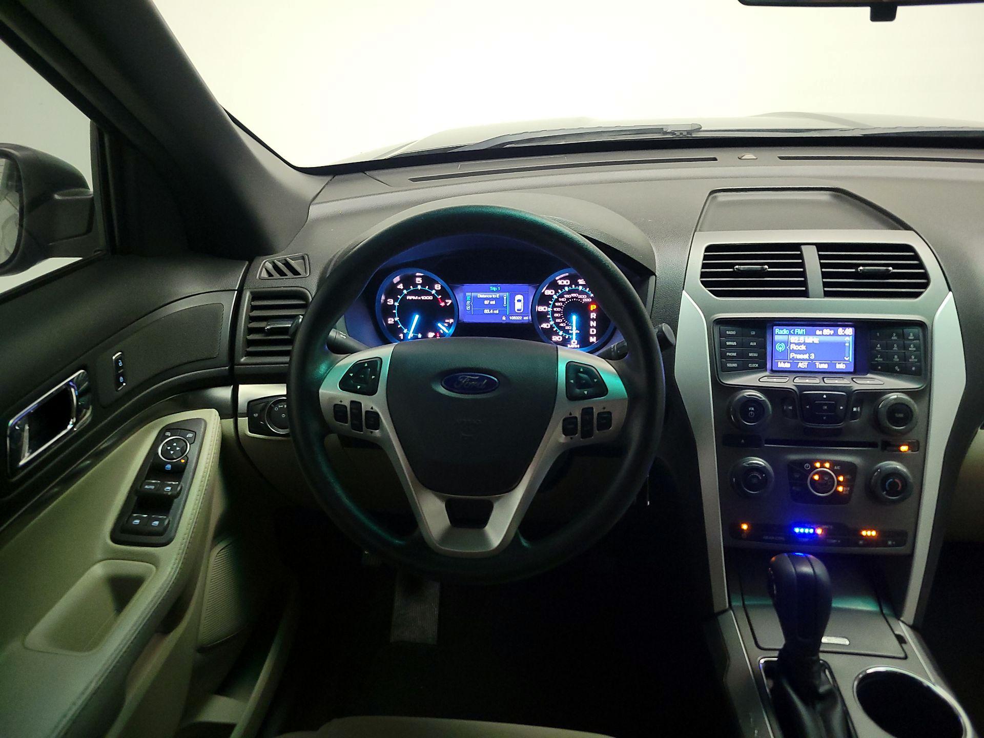 Thumbnail: 2014 Ford Explorer - 10