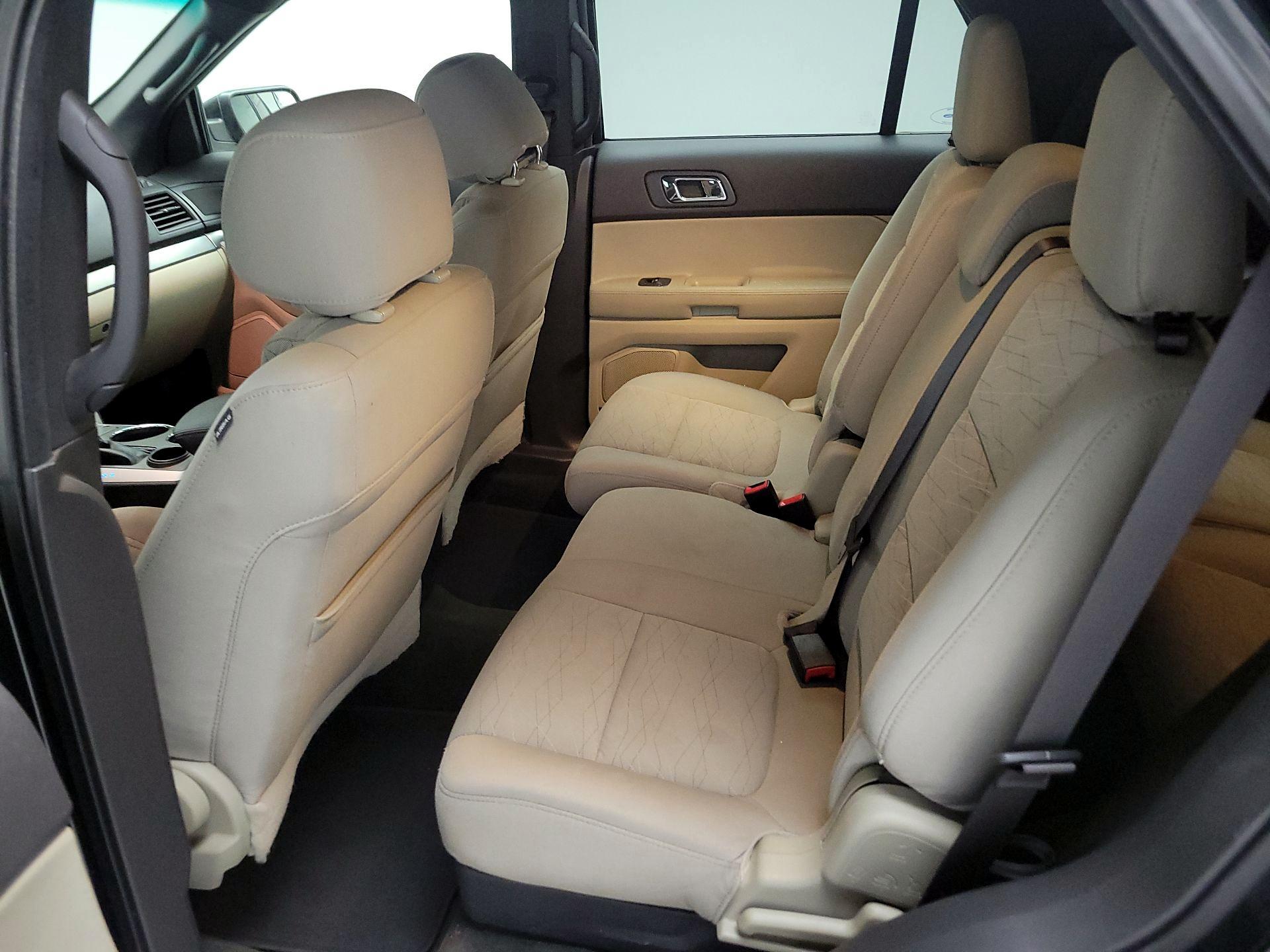Thumbnail: 2014 Ford Explorer - 17