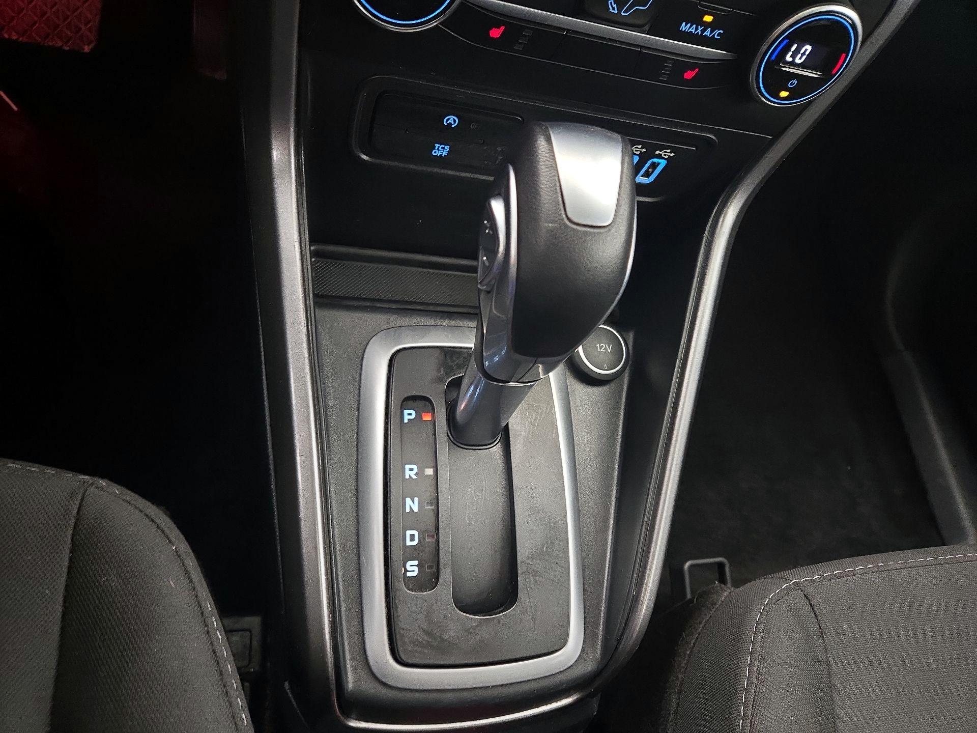 Thumbnail: 2021 Ford EcoSport - 18
