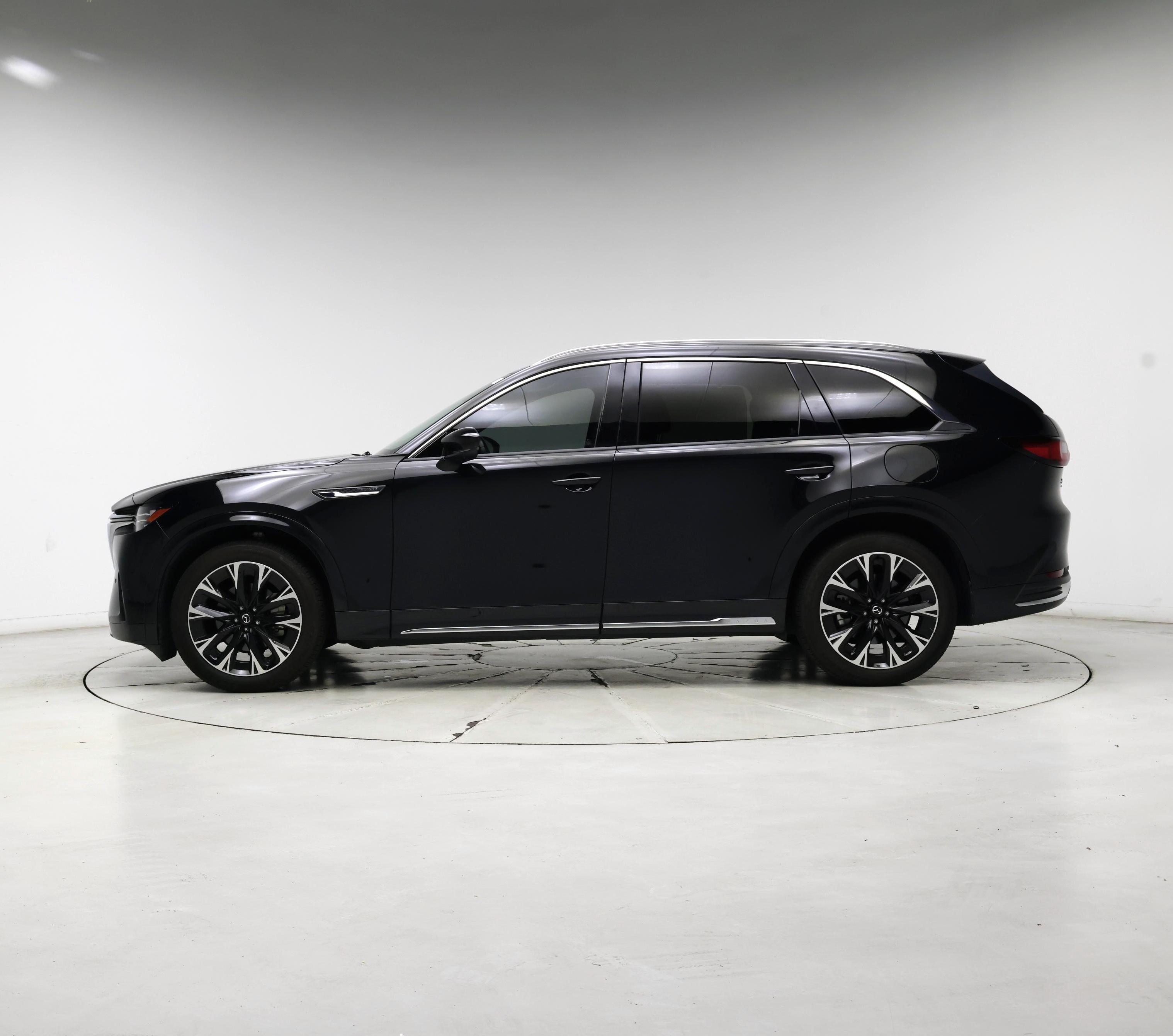 Thumbnail: 2024 Mazda CX-90 - 3