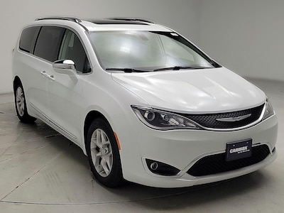White 2019 Chrysler Pacifica Limited