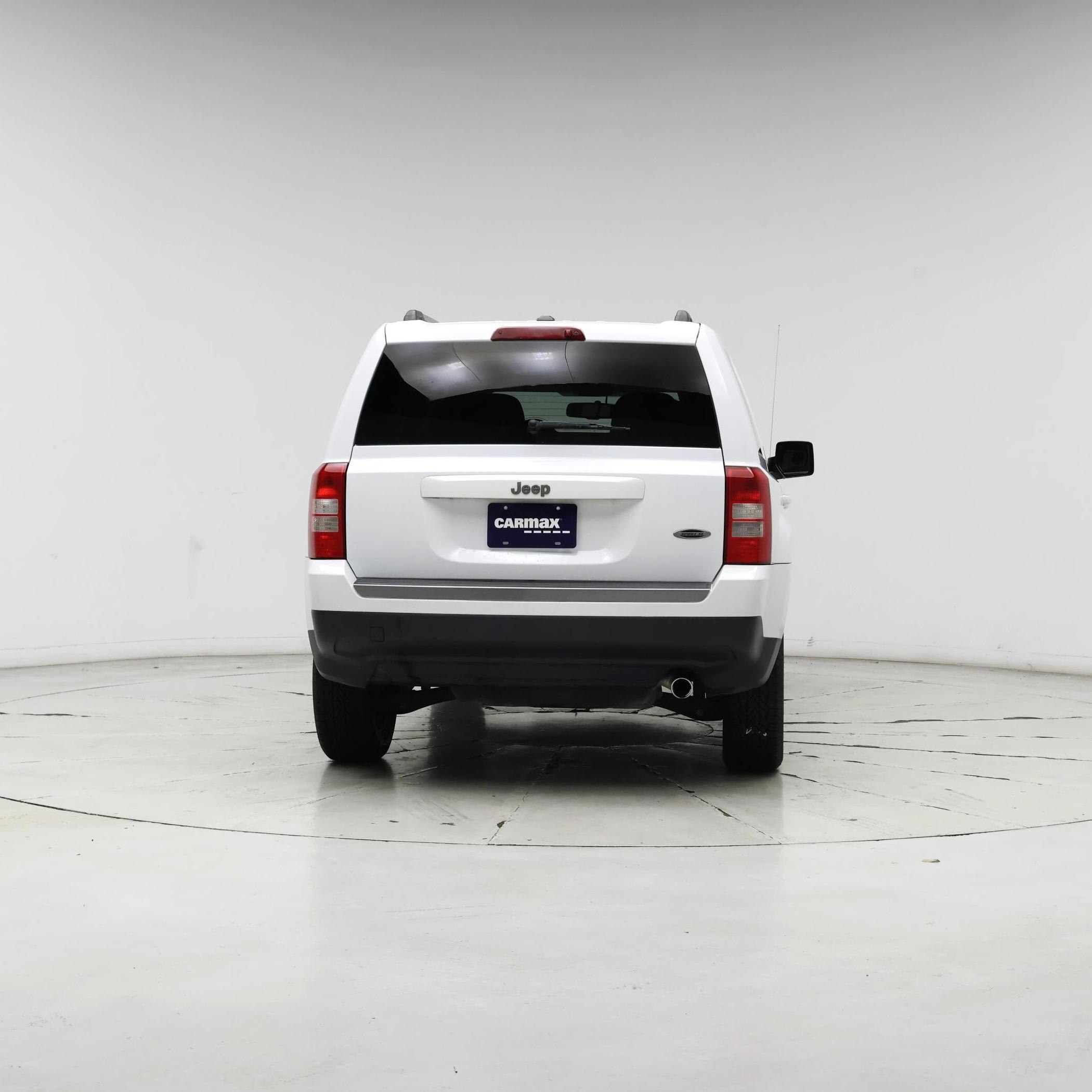 Thumbnail: 2016 Jeep Patriot - 6