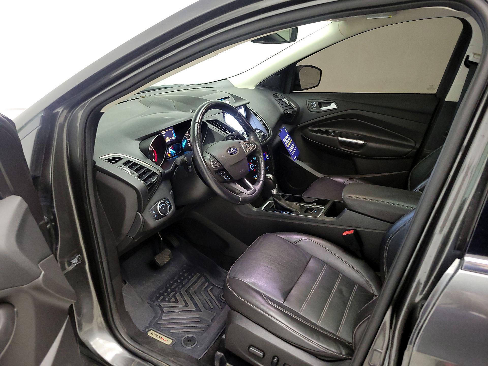 Thumbnail: 2017 Ford Escape - 11