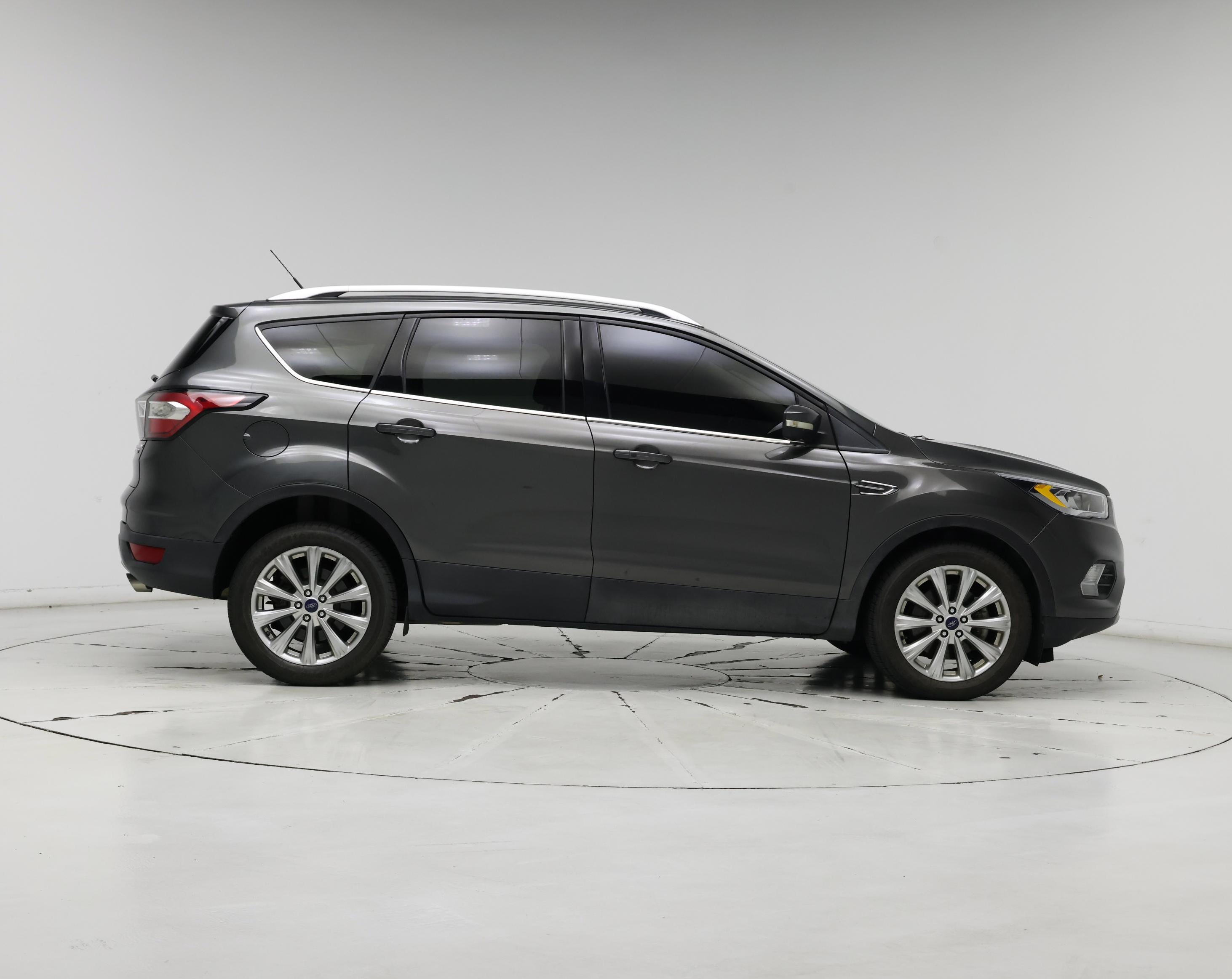 Thumbnail: 2017 Ford Escape - 7