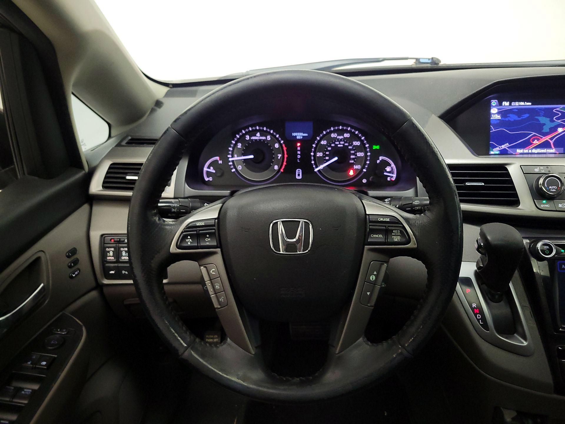 Thumbnail: 2016 Honda Odyssey - 10
