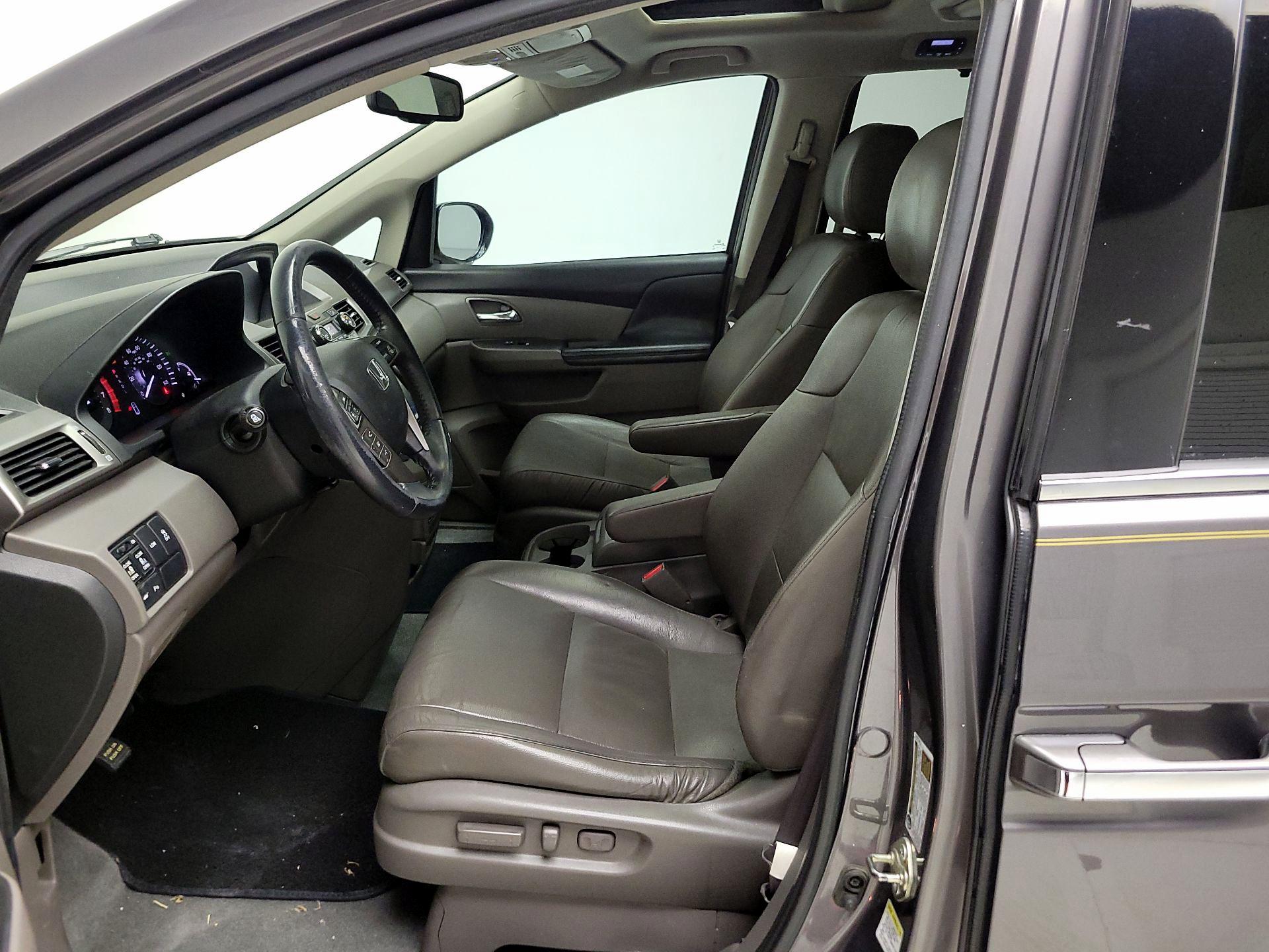 Thumbnail: 2016 Honda Odyssey - 11