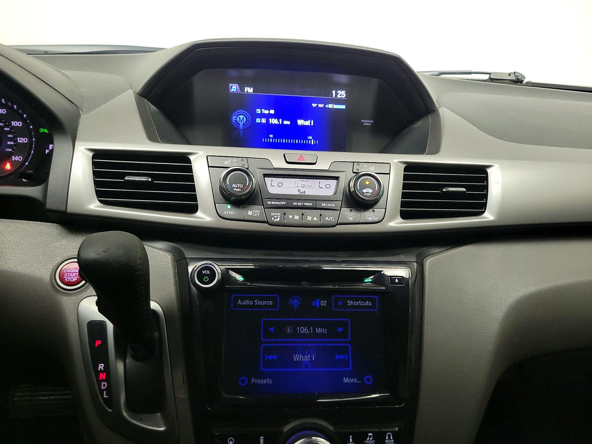 Thumbnail: 2016 Honda Odyssey - 16