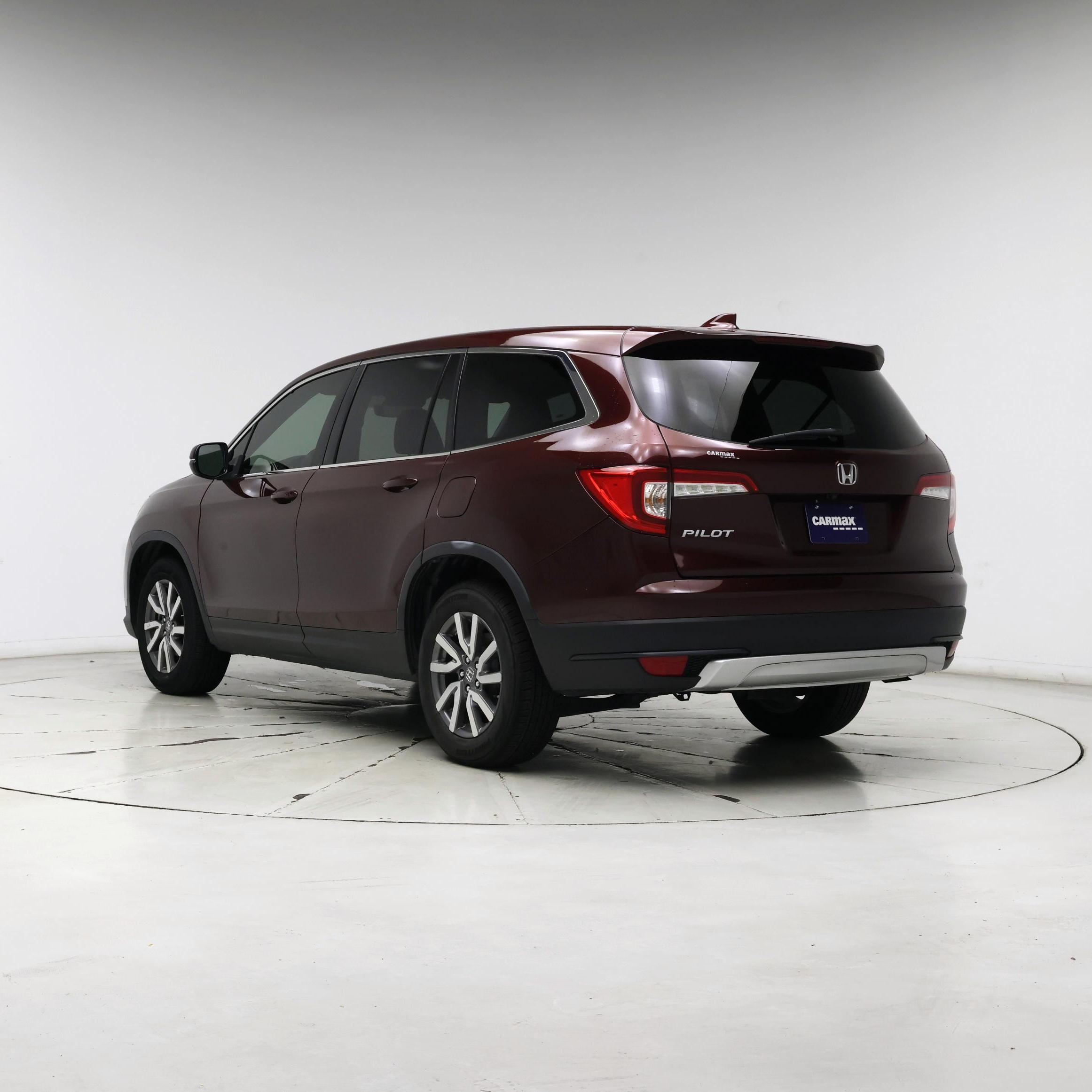 Thumbnail: 2019 Honda Pilot - 2
