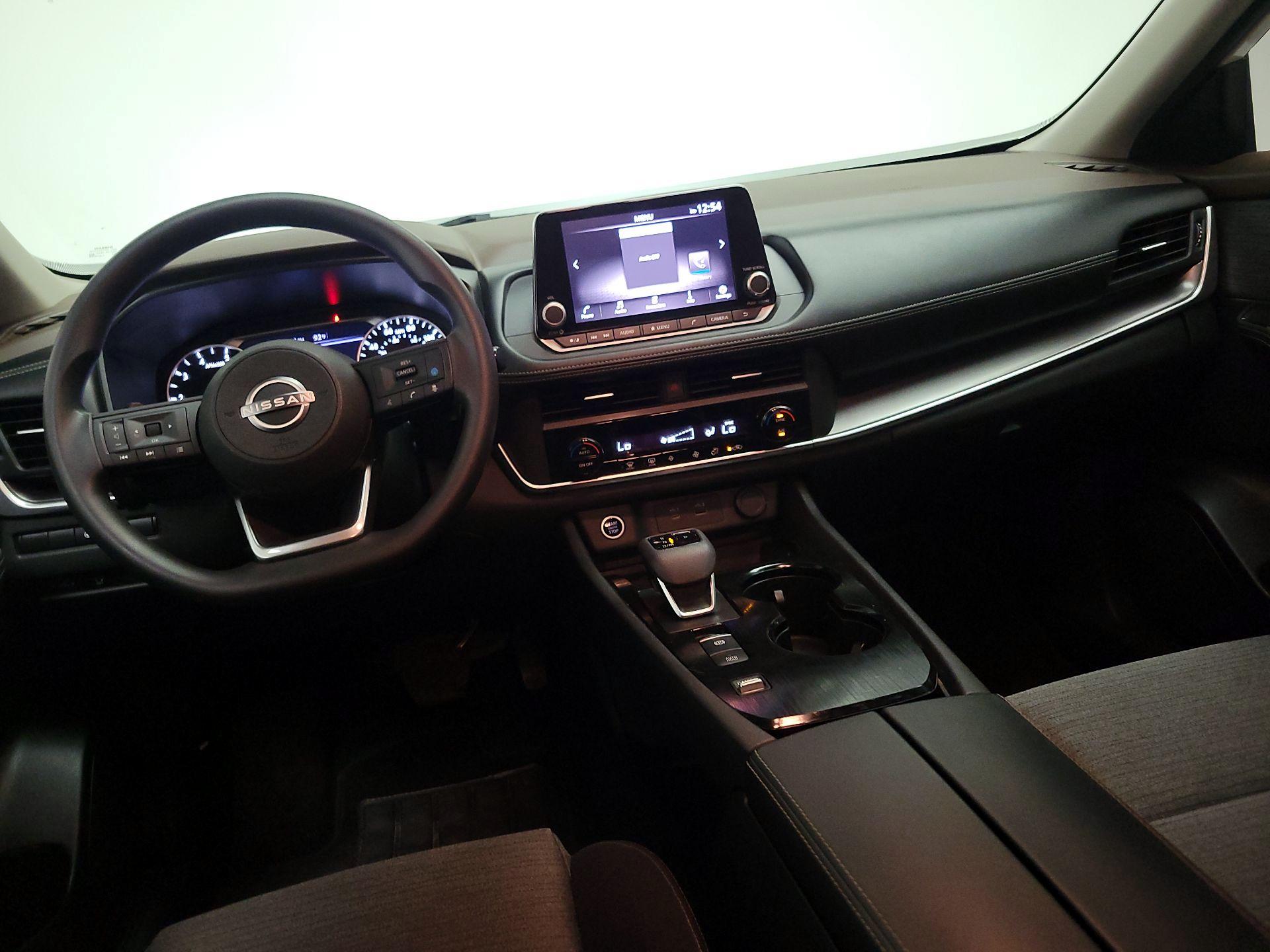 Thumbnail: 2023 Nissan Rogue - 9